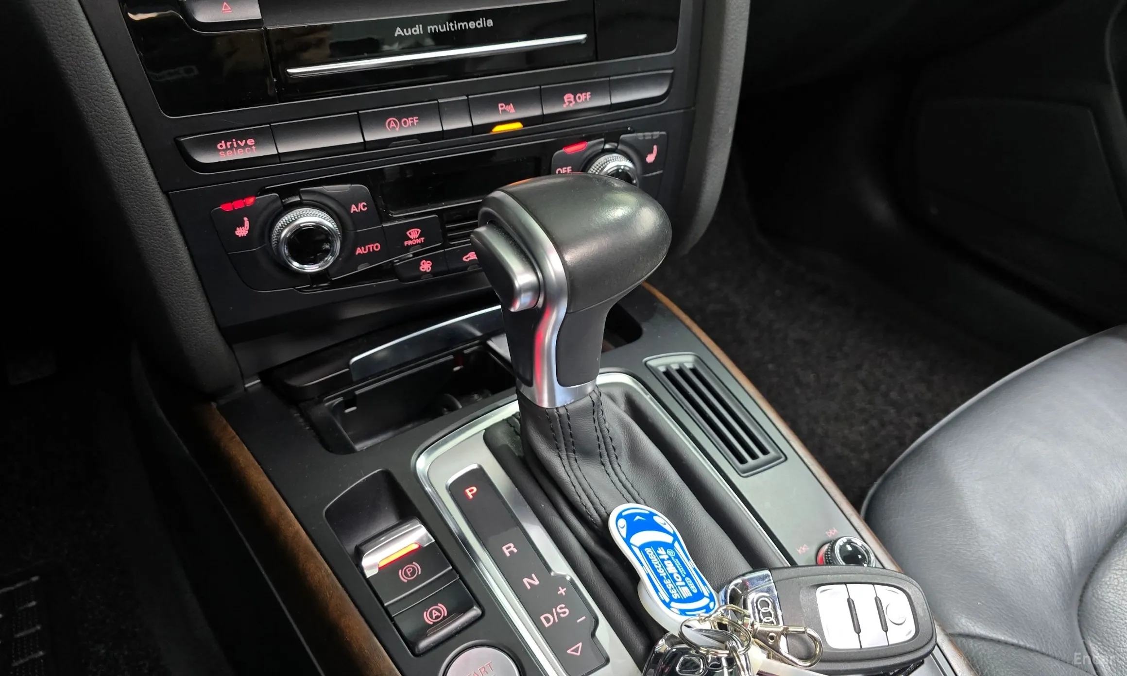 Audi New A4 превью 9