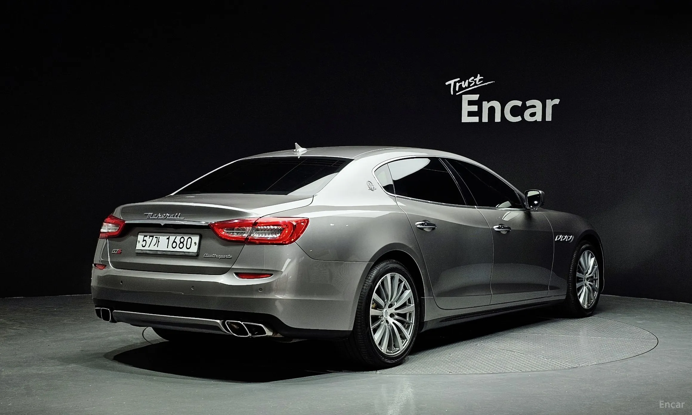 Maserati Quattroporte