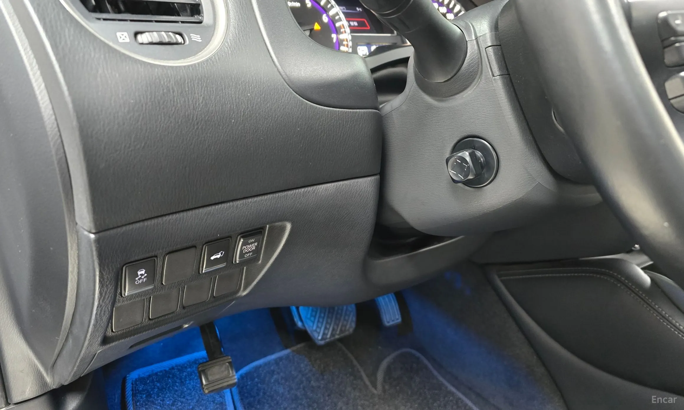 Infiniti QX60 превью 17