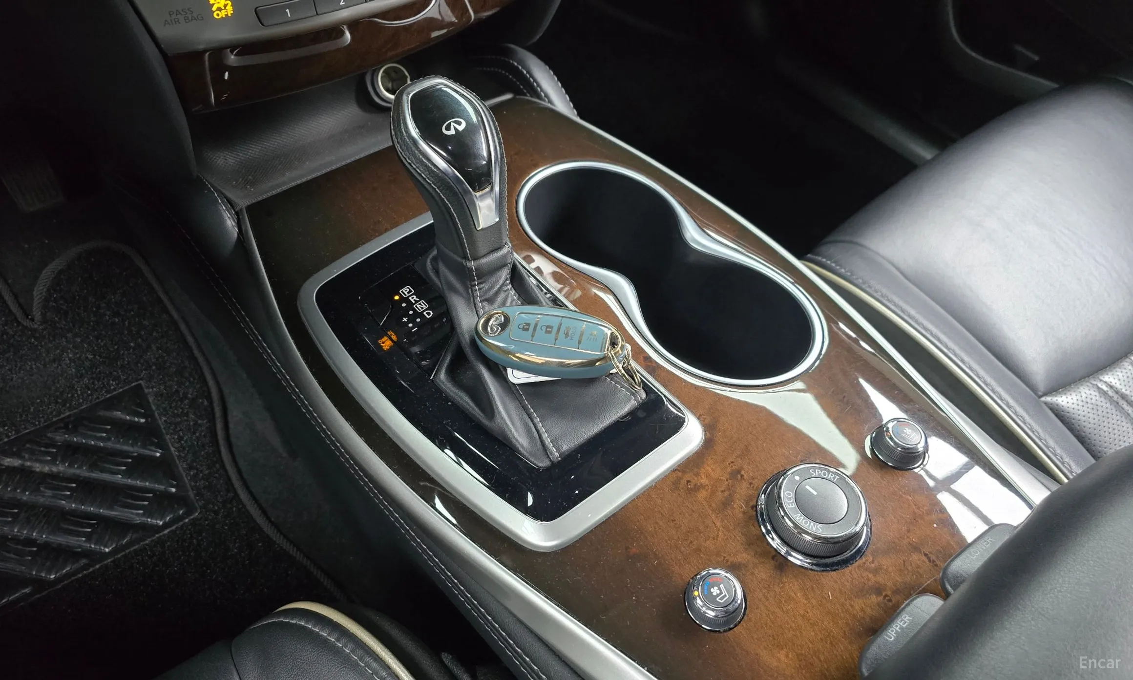 Infiniti QX60 превью 9
