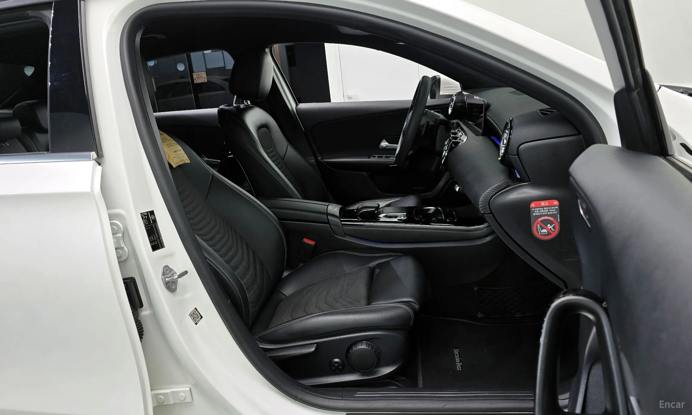 Mercedes Benz A-Class W177 превью 10
