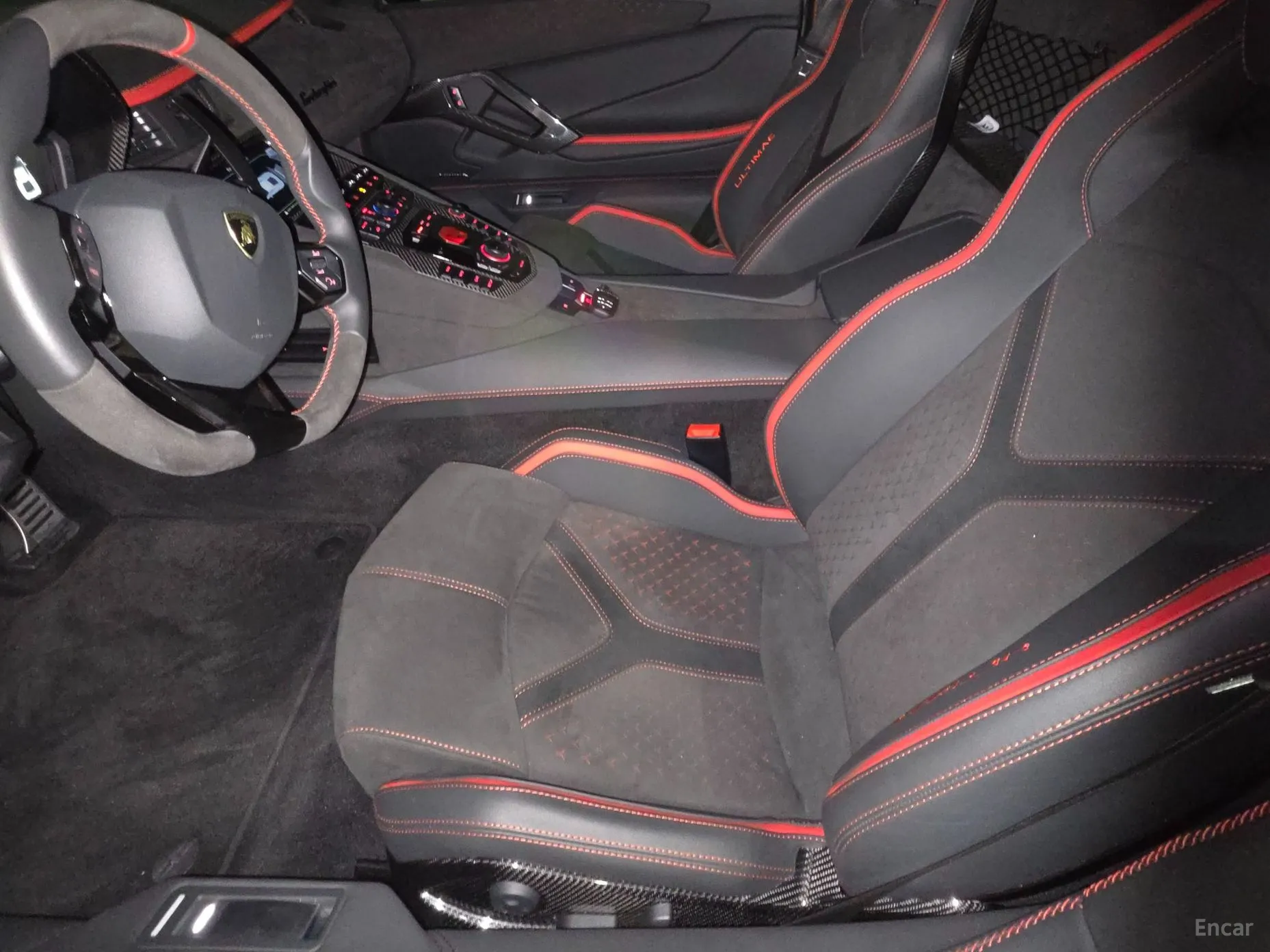 Lamborghini Aventador превью 10