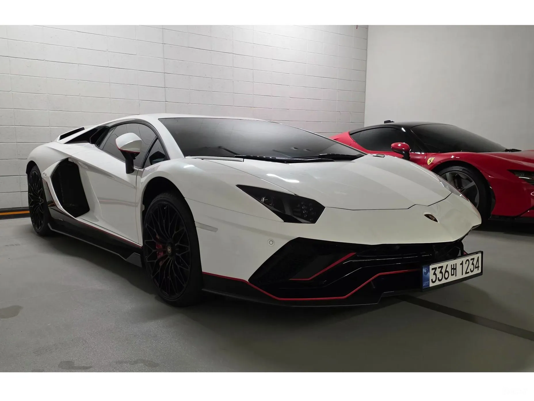 Lamborghini Aventador превью 6