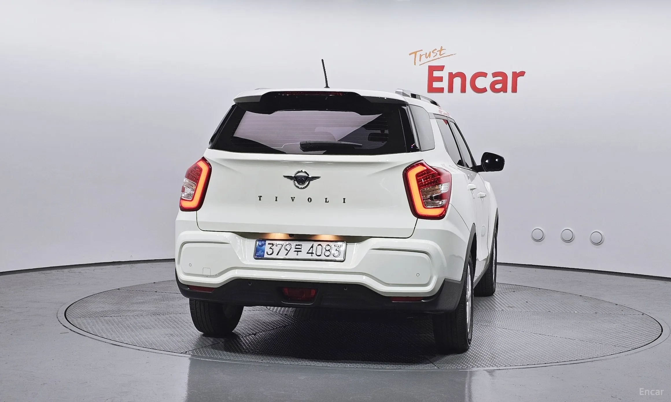 KG Mobility (SsangYong) Tivoli Air превью 4