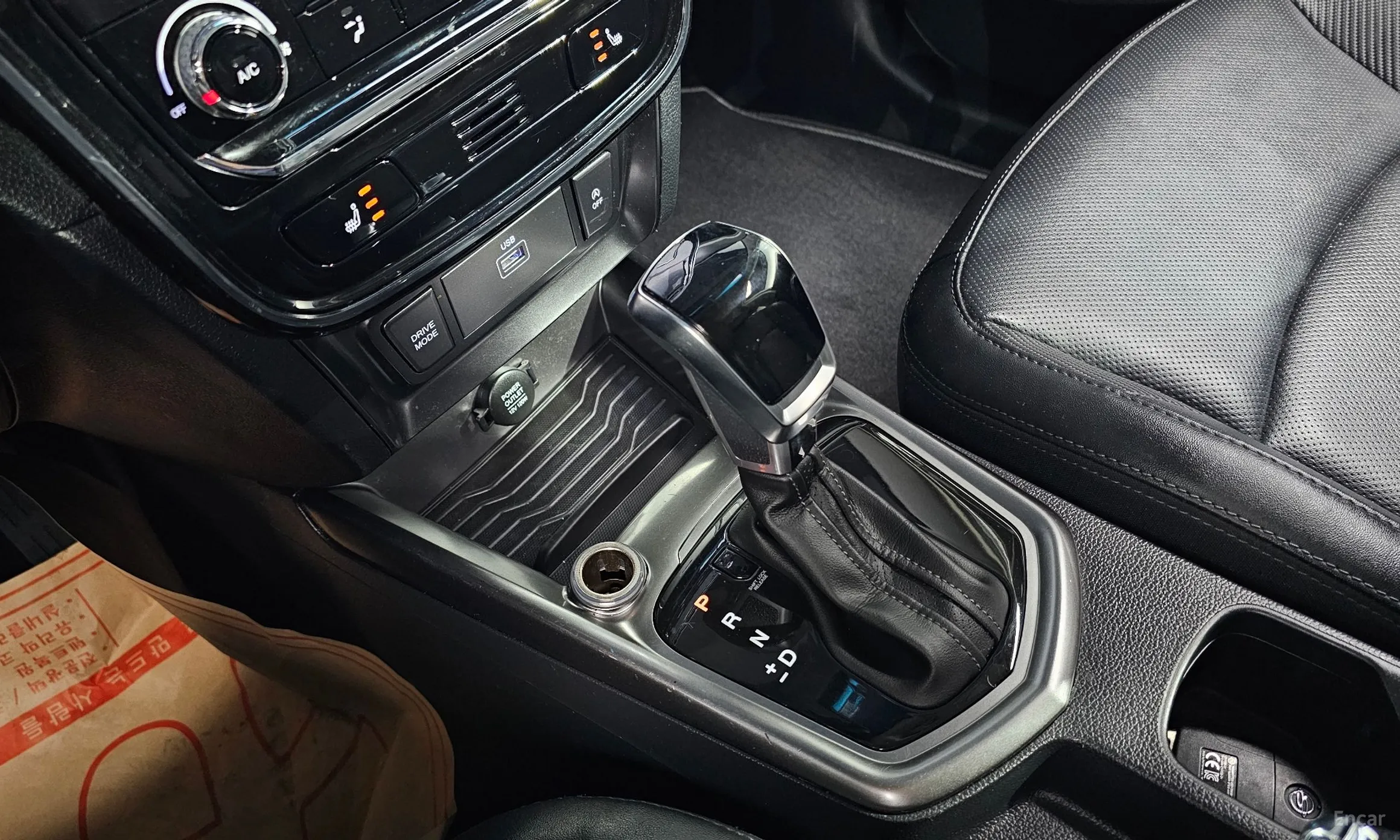 KG Mobility (SsangYong) Tivoli Air превью 9
