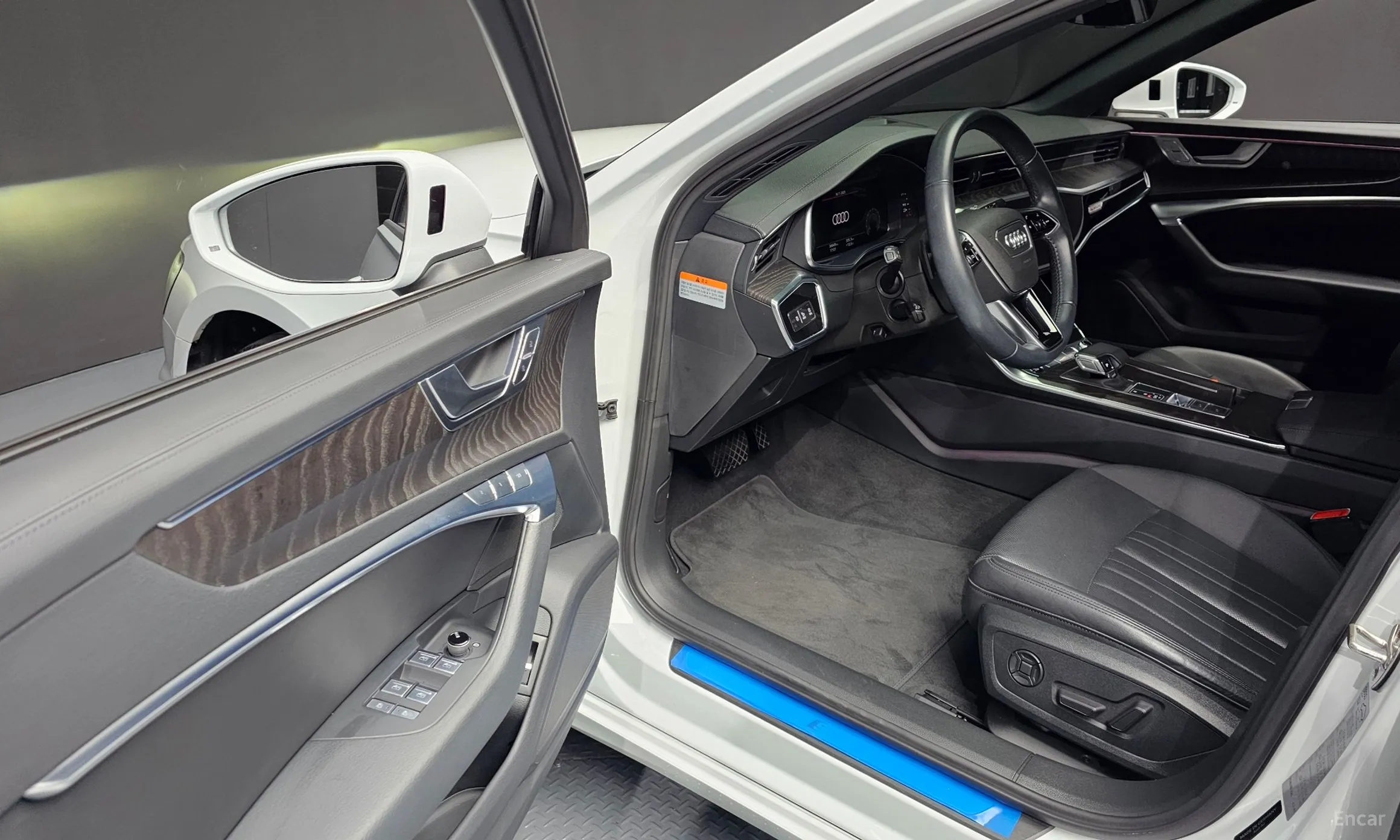 Audi A6 (C8) превью 10