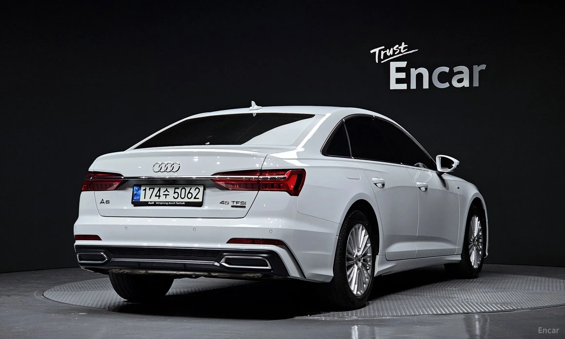 Audi A6 (C8) превью 2