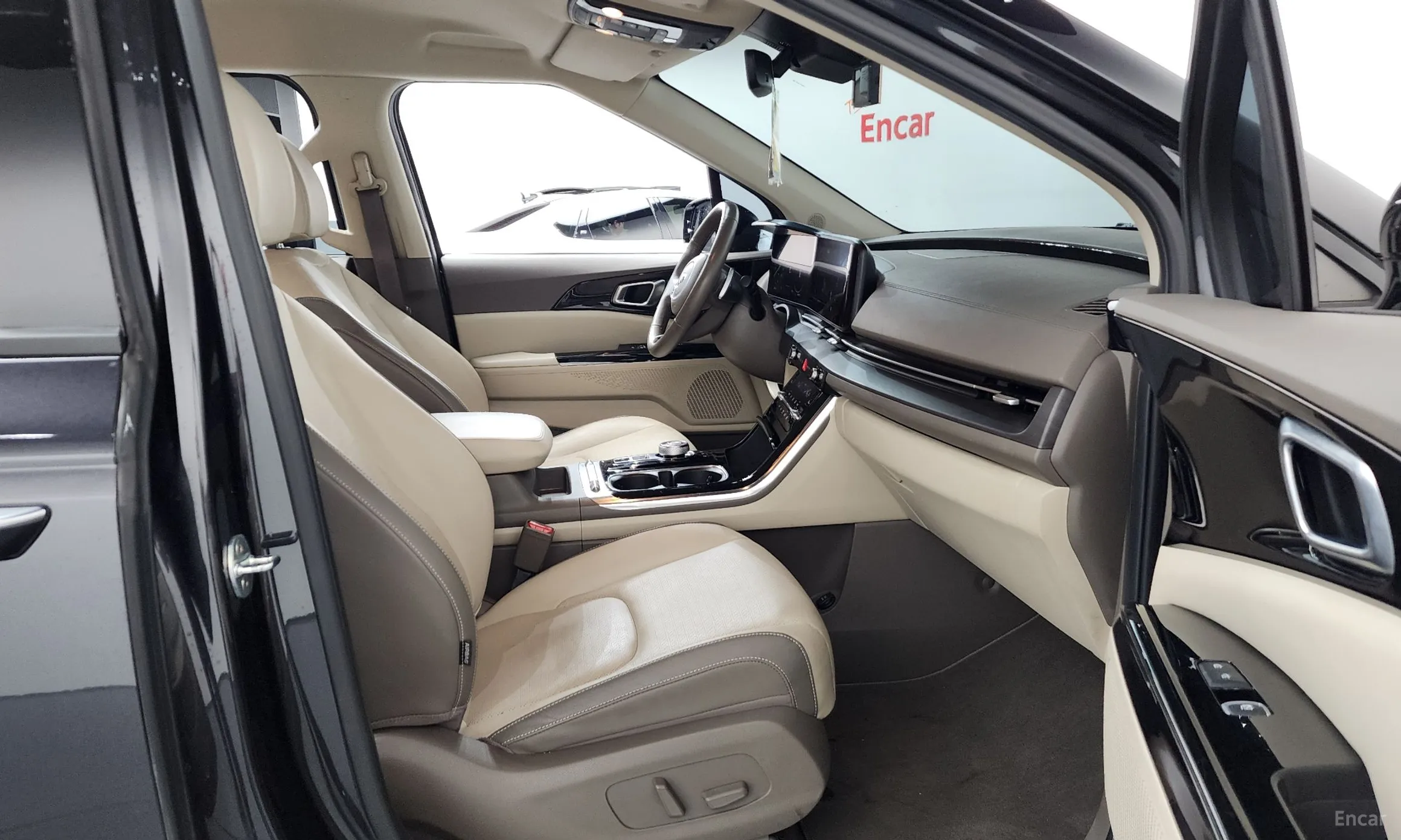 Kia Carnival Gen 4 превью 11