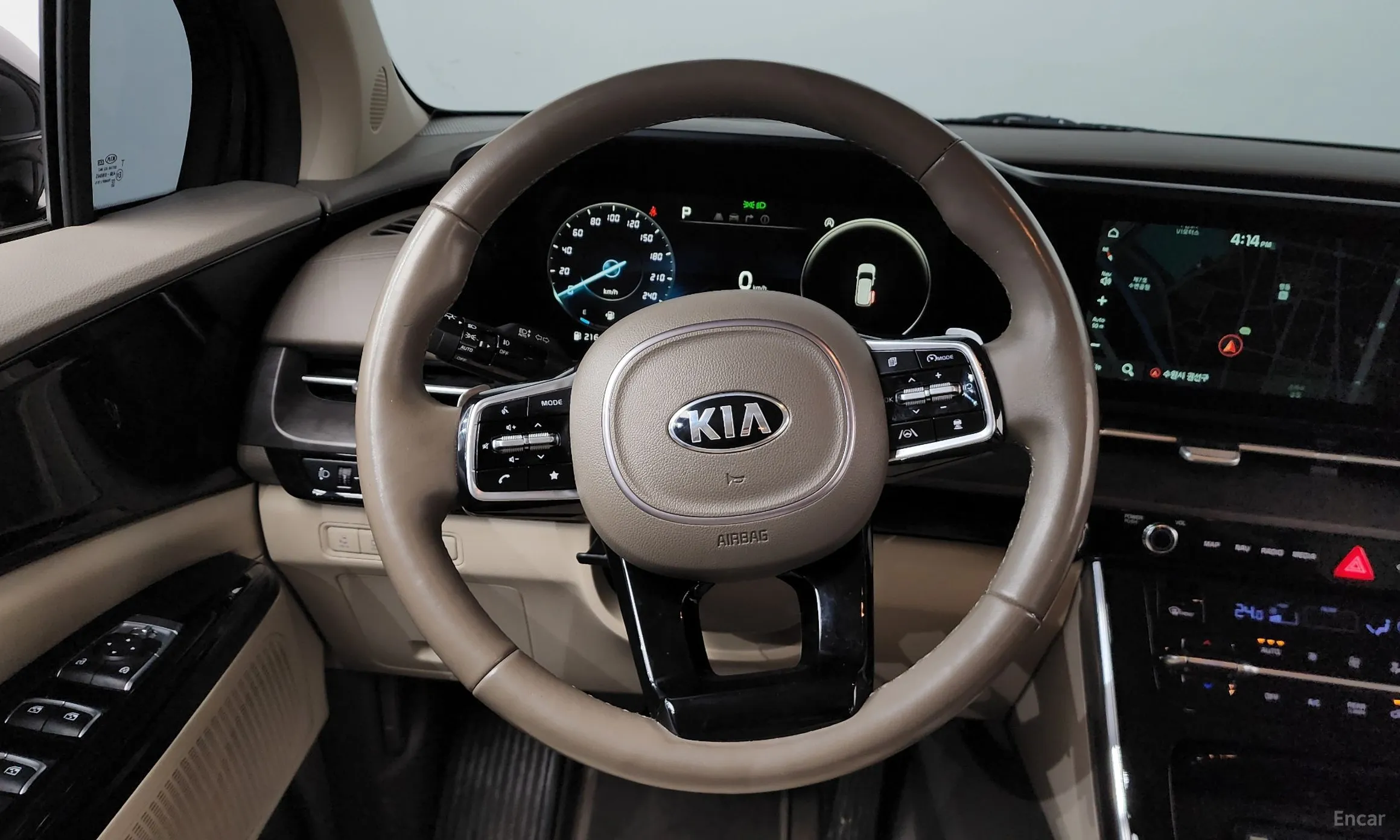 Kia Carnival Gen 4 превью 13