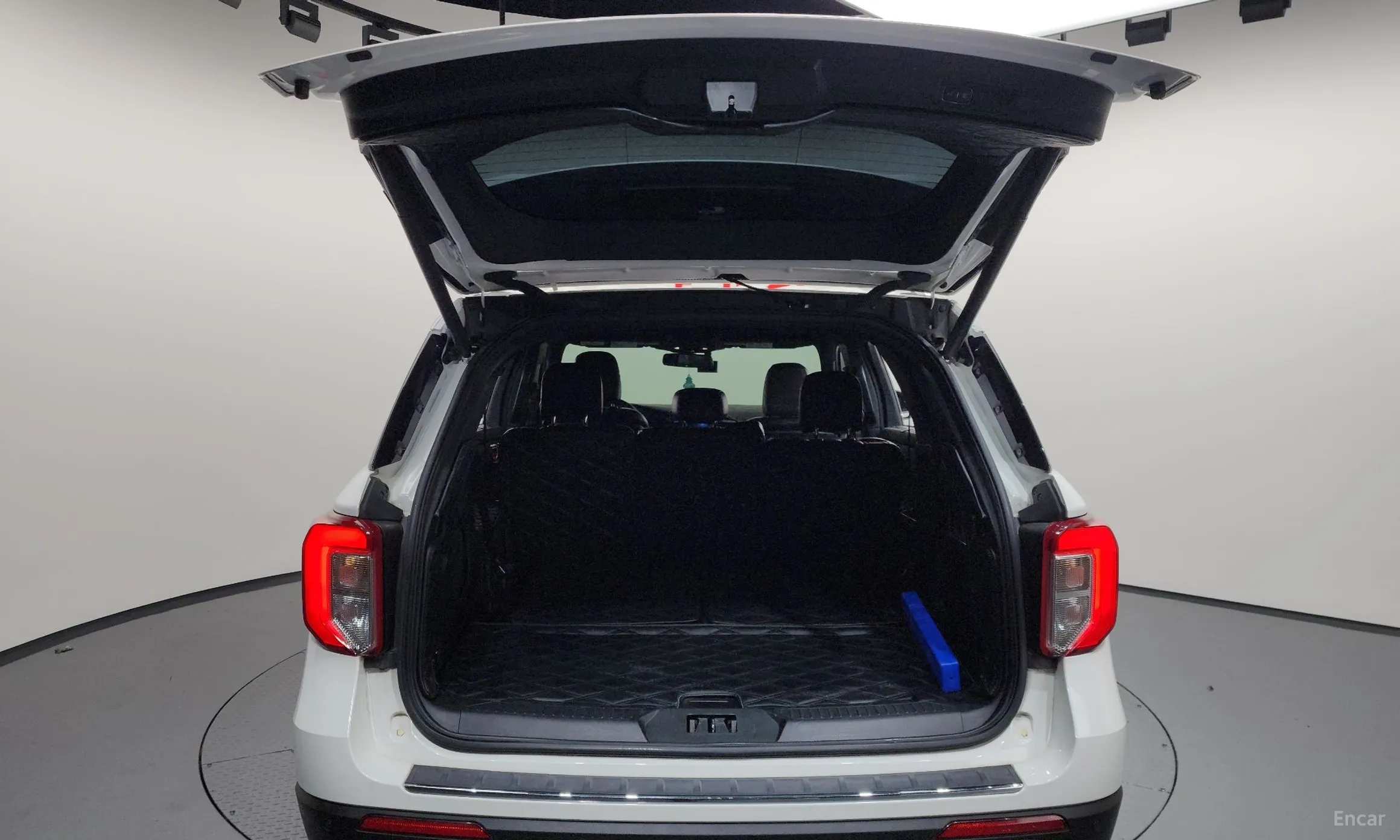 Ford Explorer 6th Generation превью 20