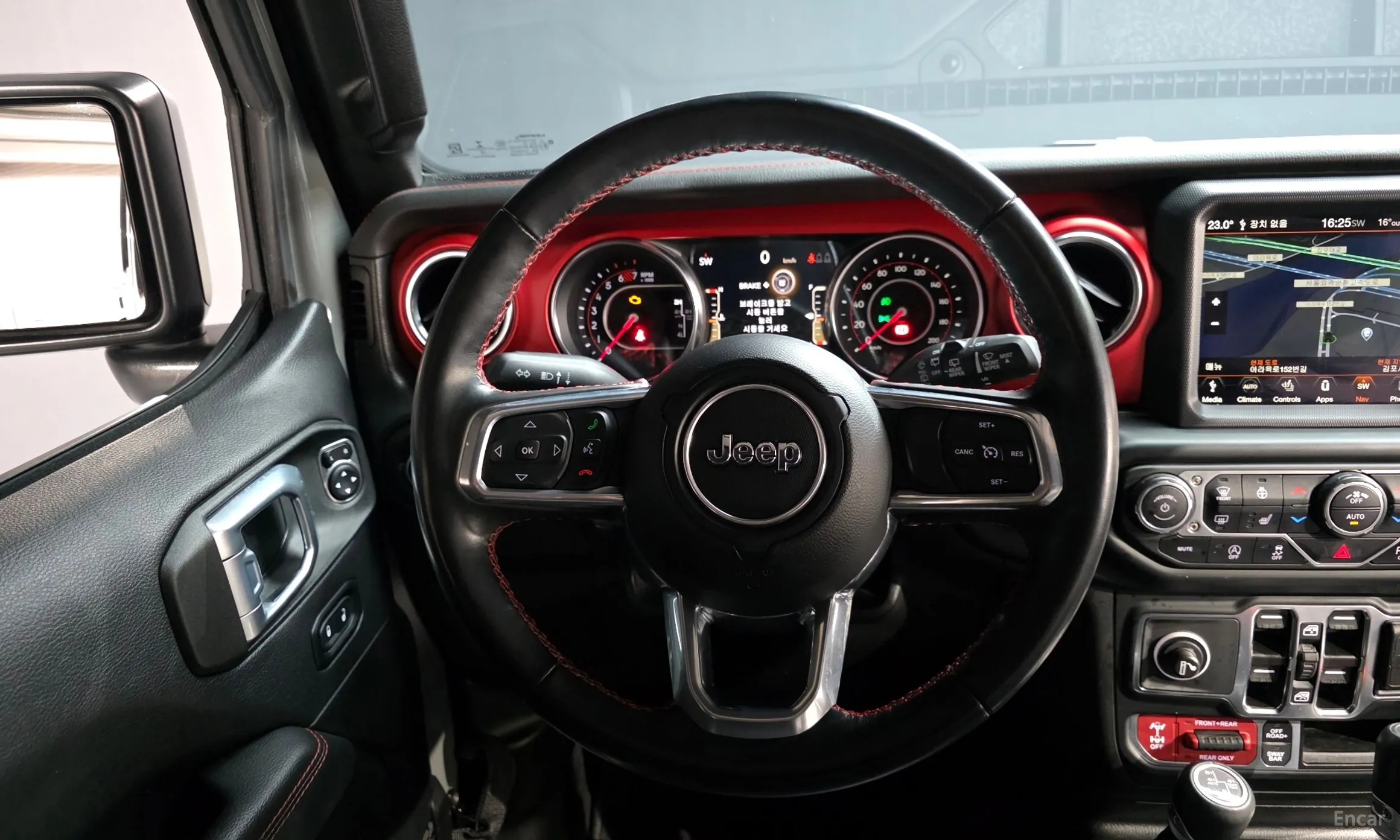 Jeep Wrangler (JL) превью 13