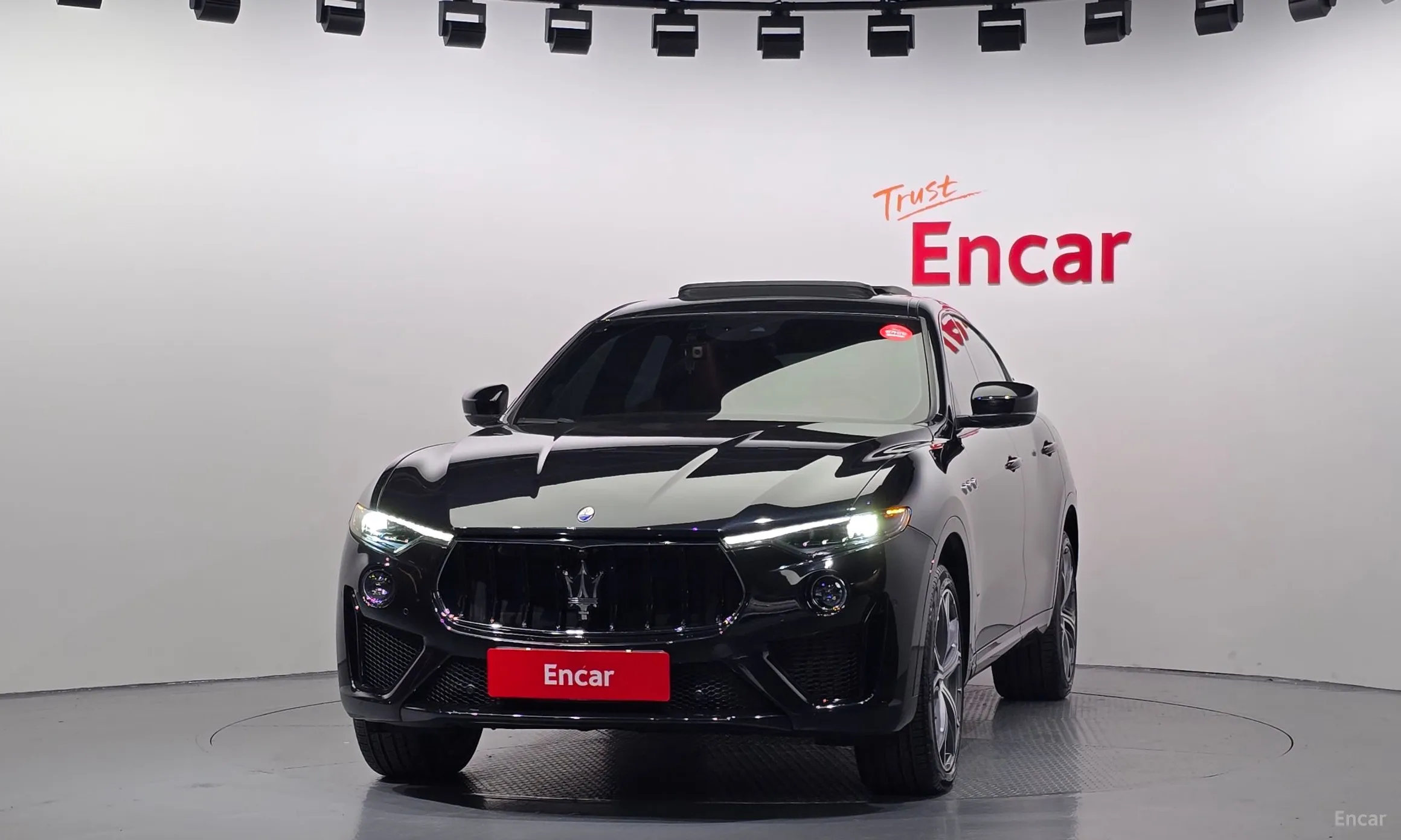 Maserati Levante превью 3