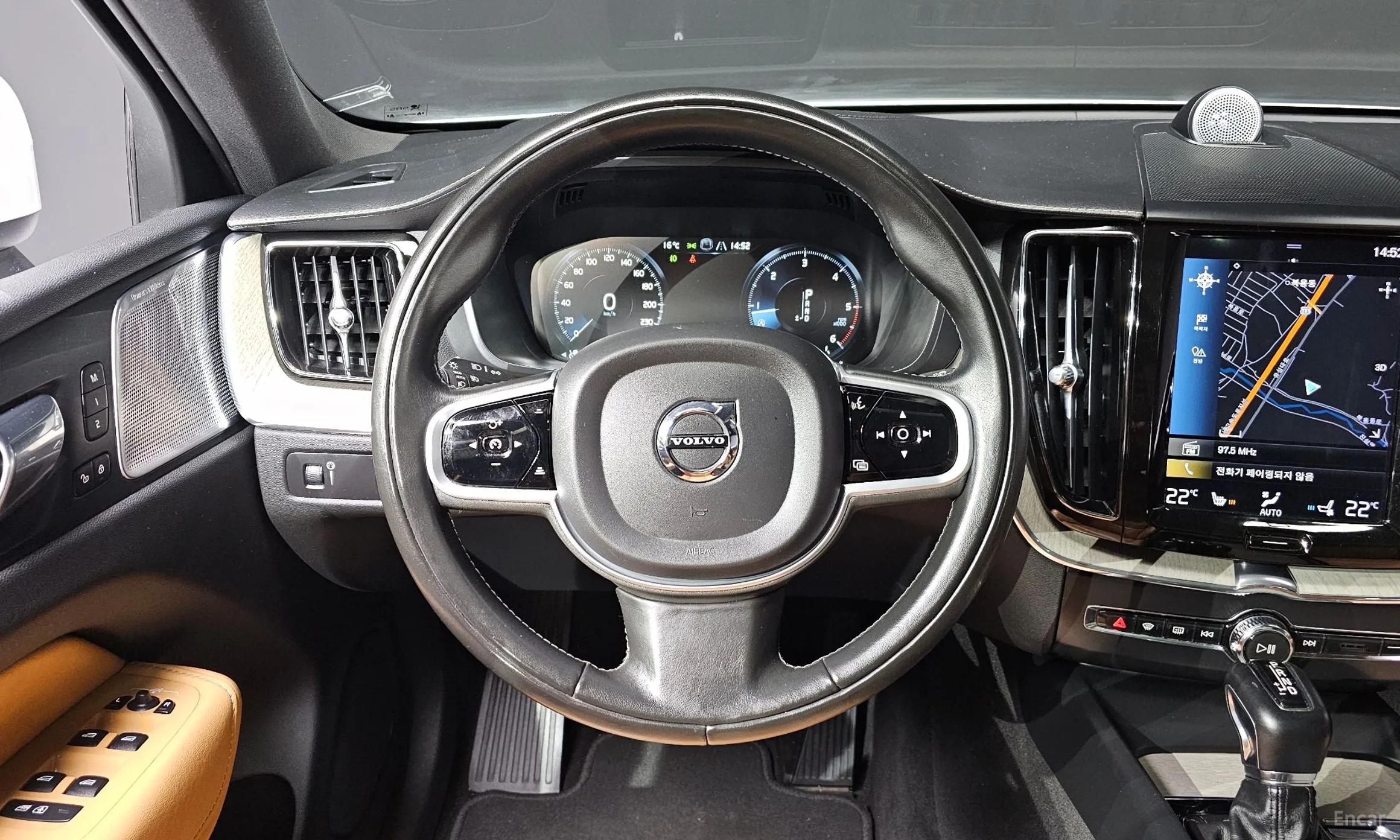 Volvo XC60 Gen 2 превью 12