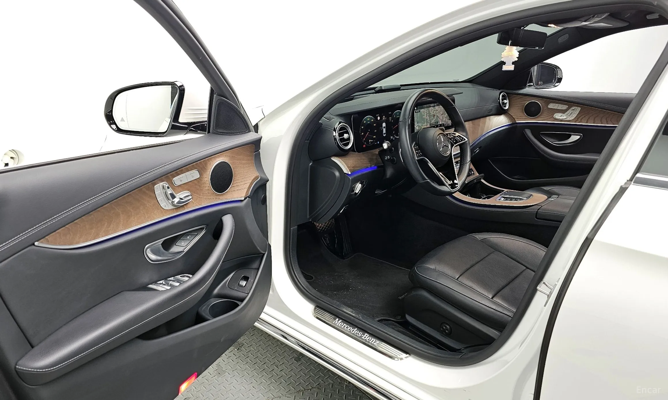 Mercedes Benz E-Class W213 превью 10