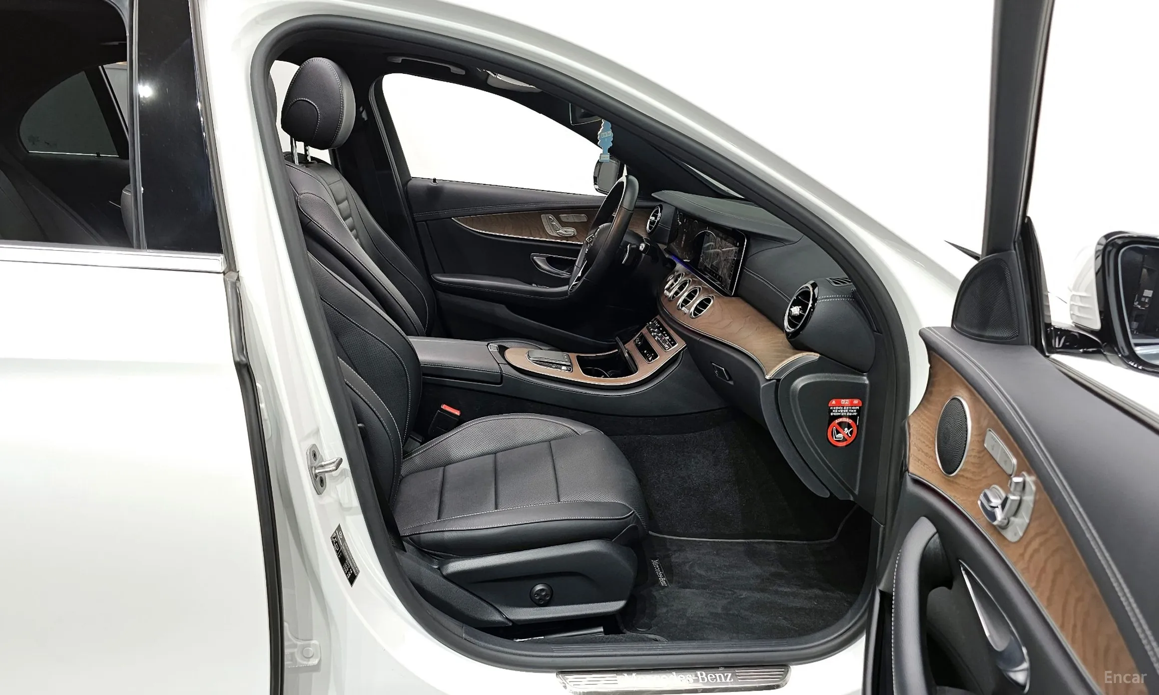 Mercedes Benz E-Class W213 превью 11