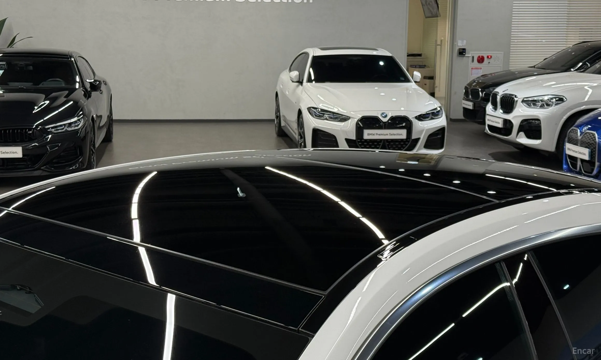 BMW 8-series (G15) превью 12