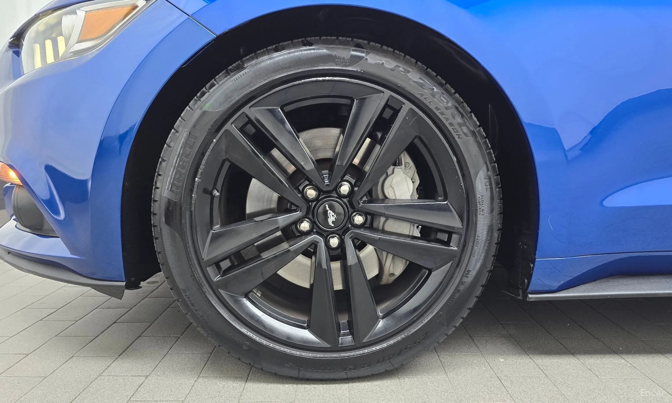 Ford Mustang превью 5