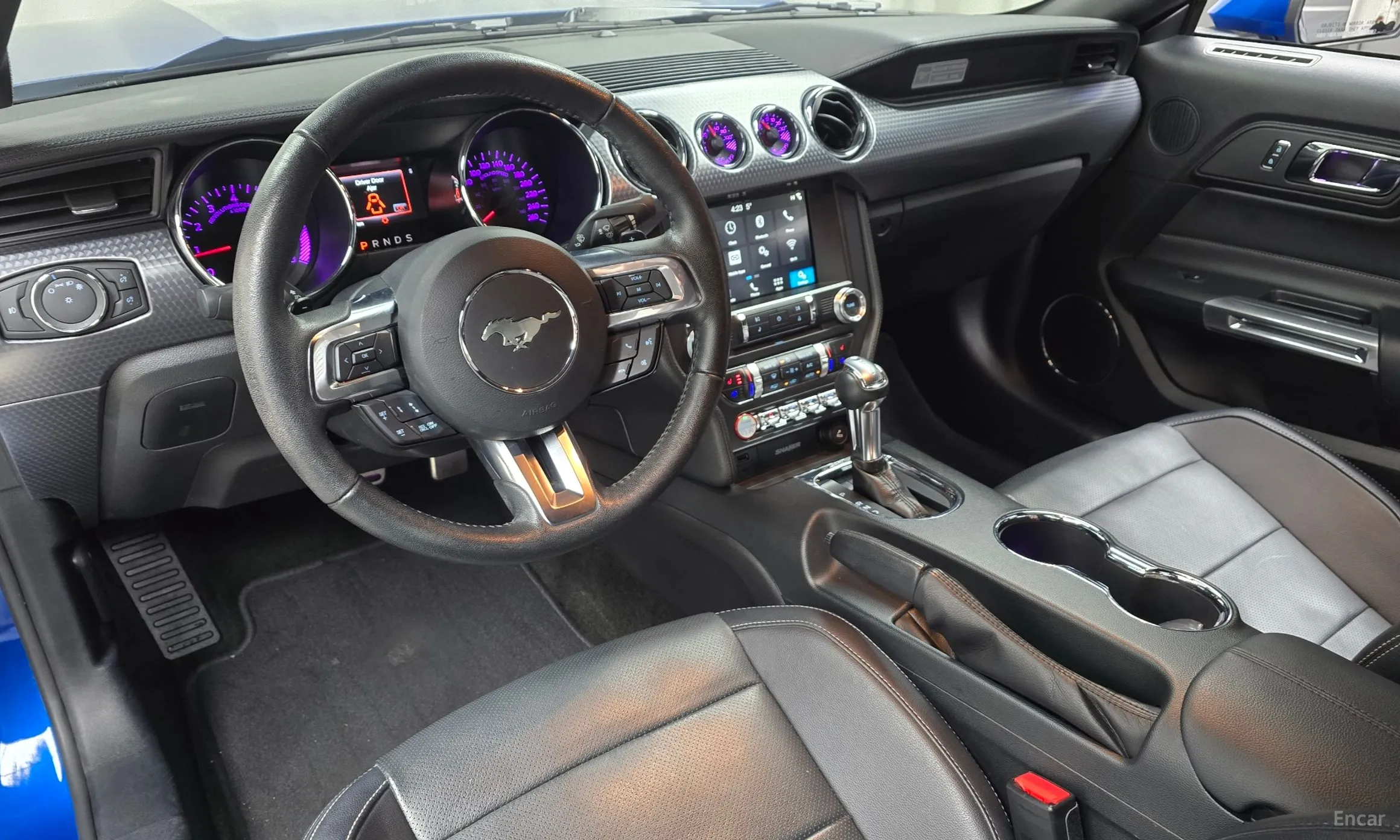 Ford Mustang превью 7