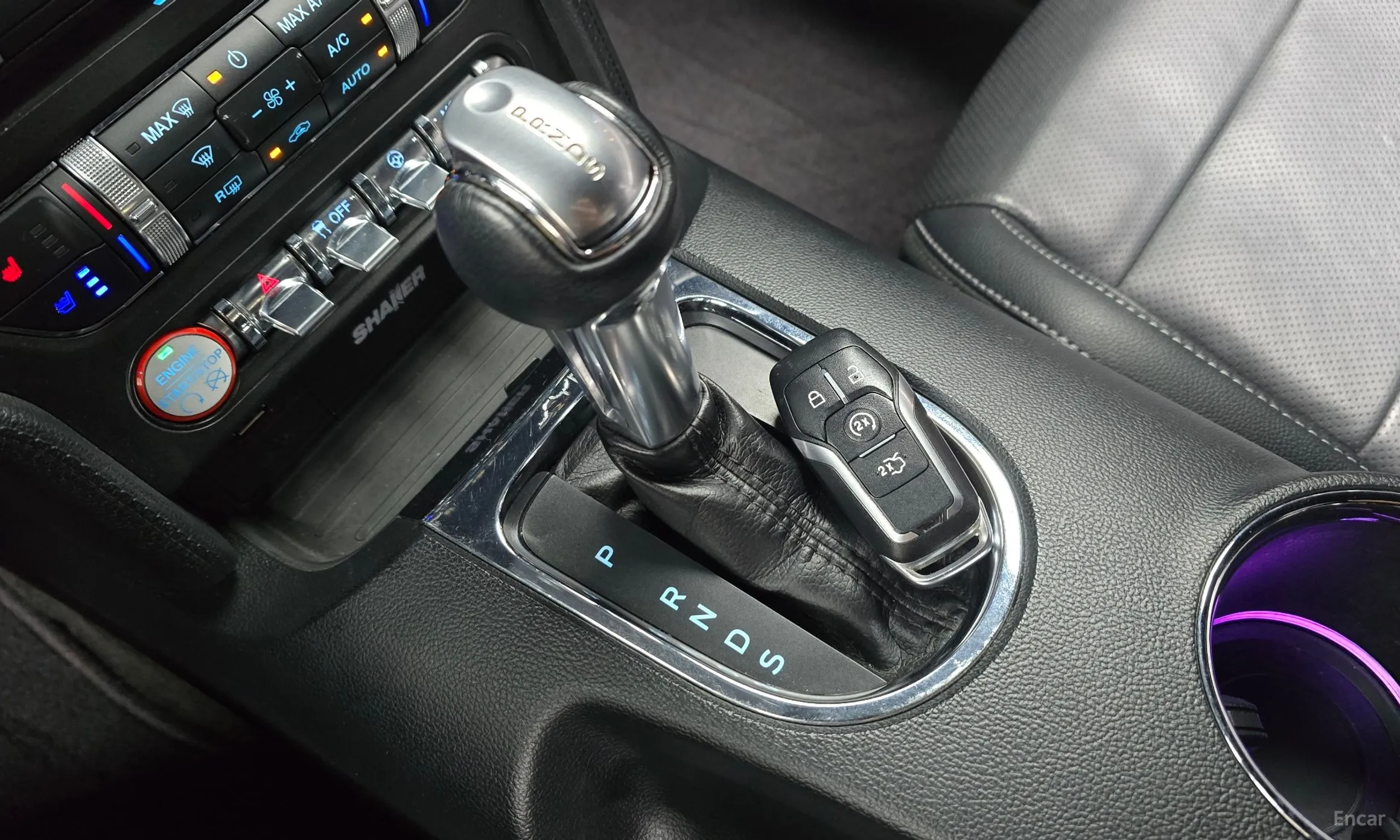 Ford Mustang превью 9