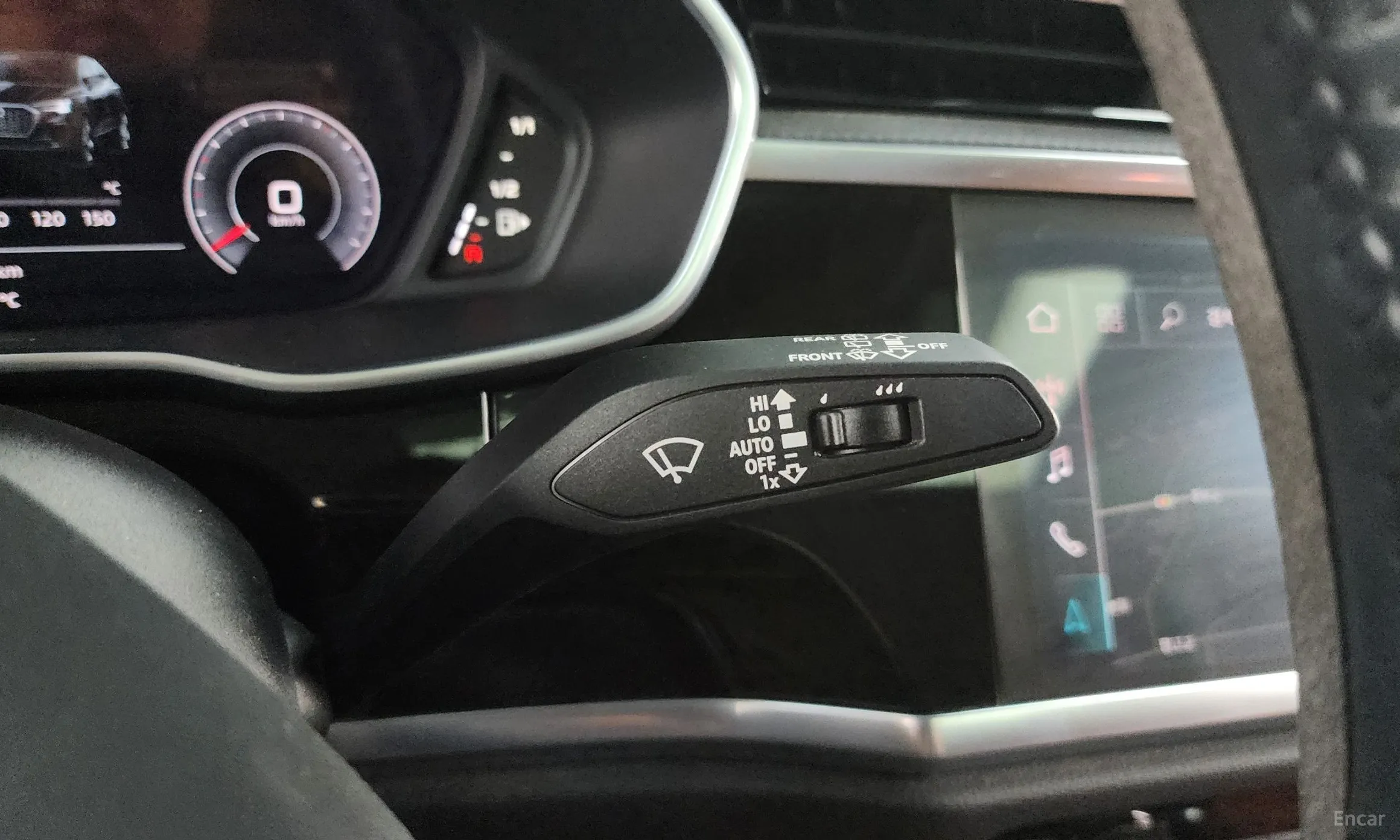 Audi Q3 (F3) превью 18