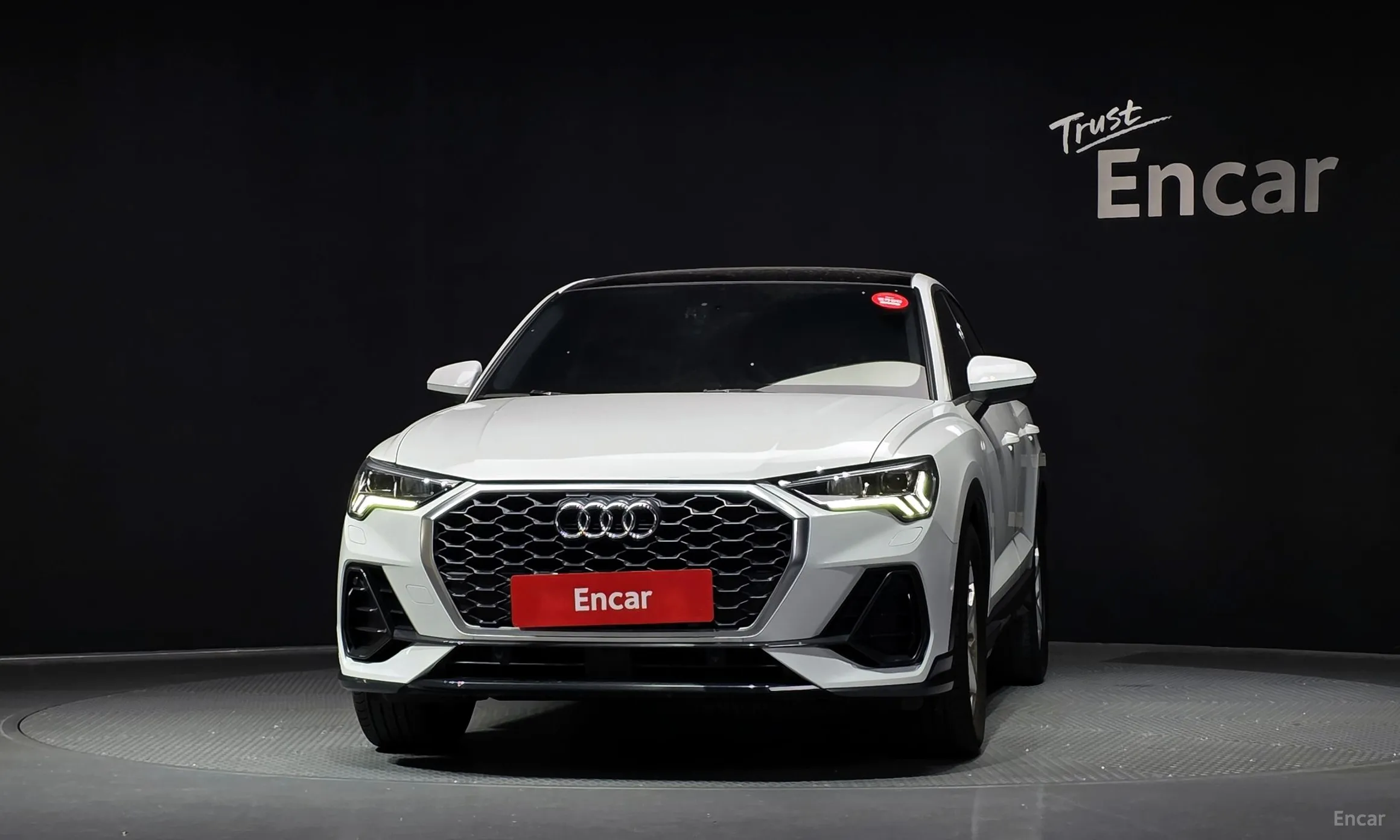 Audi Q3 (F3) превью 3