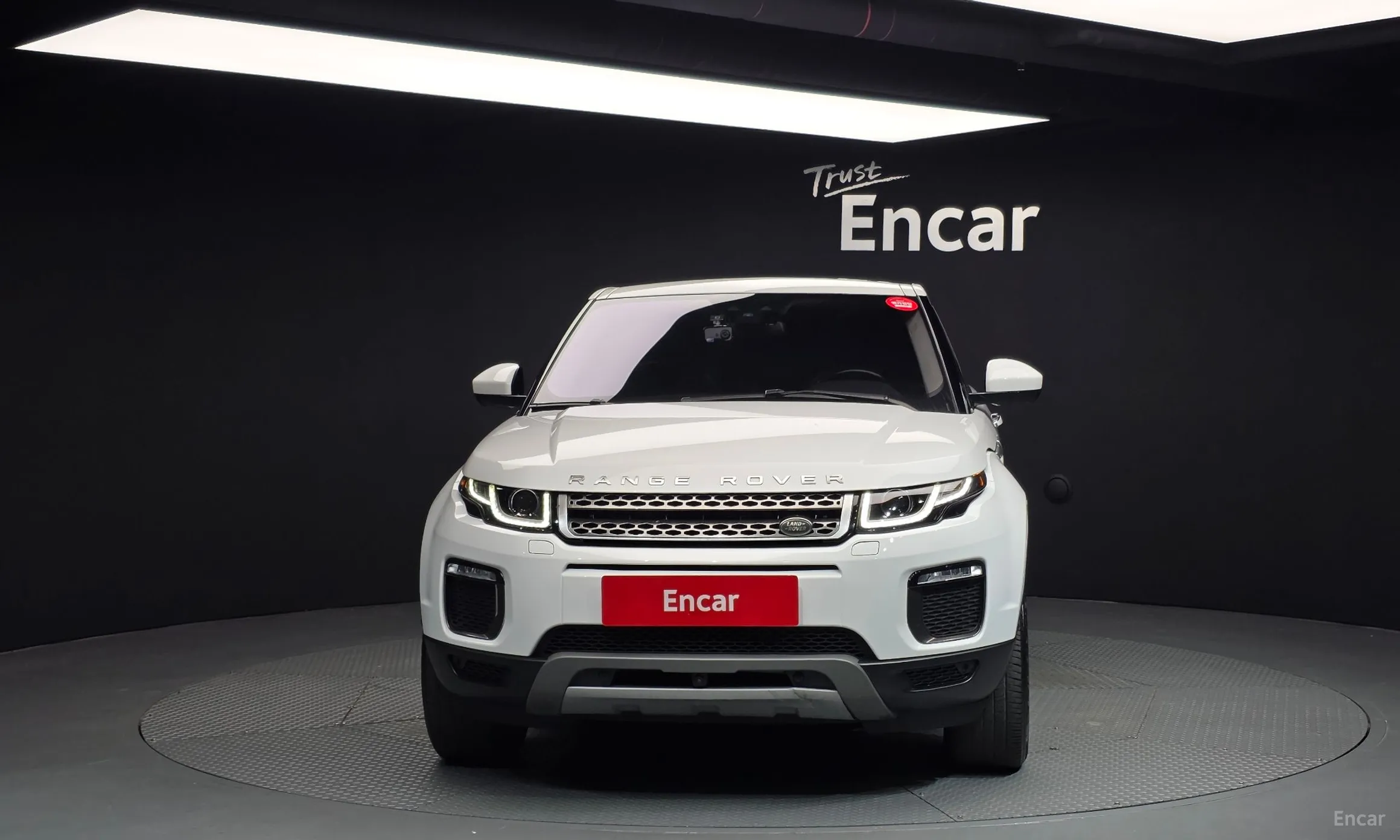 Land Rover Range Rover Evoque превью 3