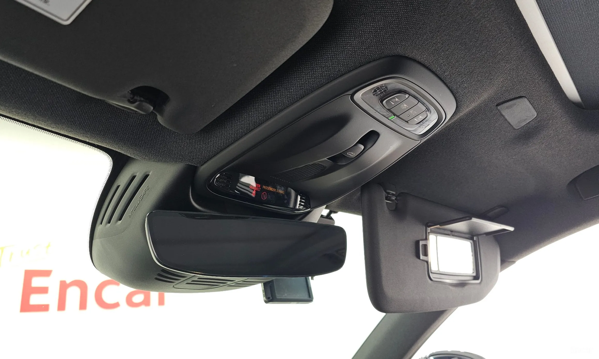 Volvo XC40 превью 17
