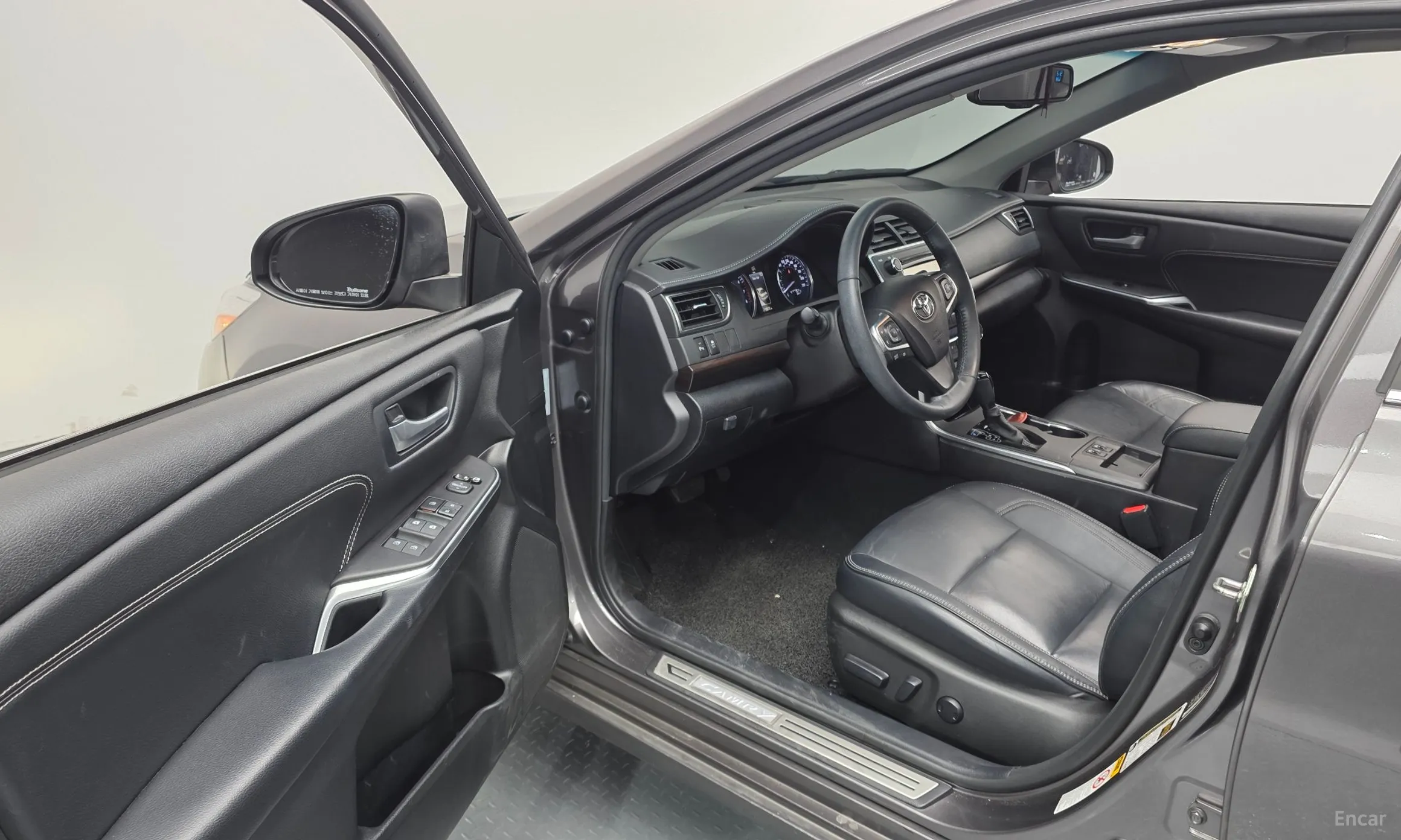 Toyota New Camry превью 11