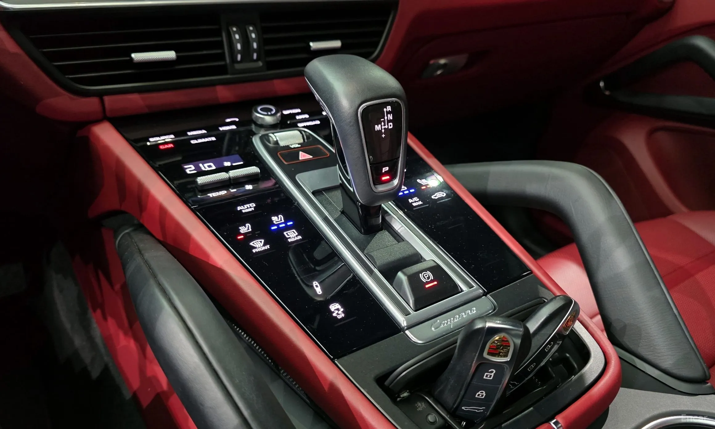 Porsche Cayenne (PO536) превью 9