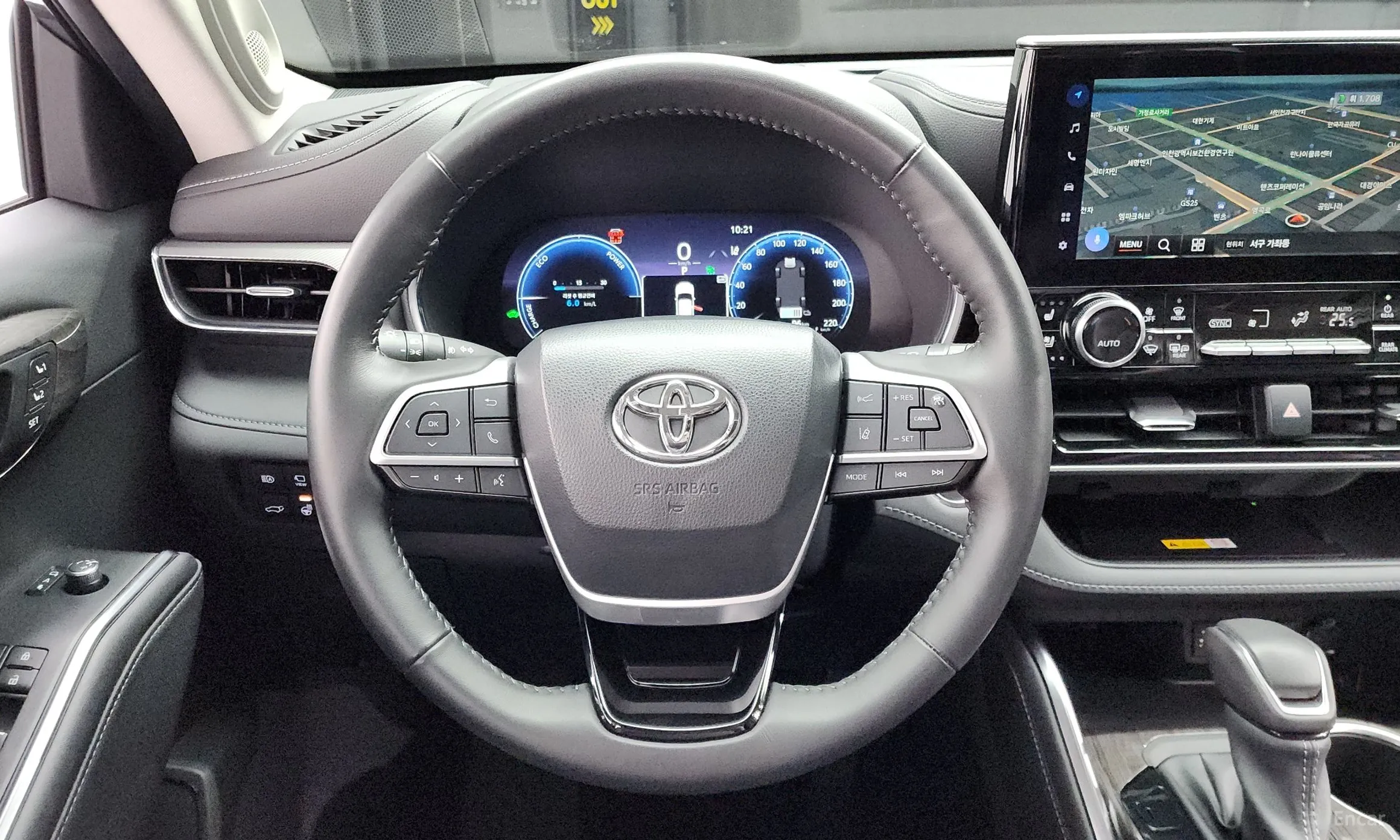 Toyota Highlander 4th generation превью 13