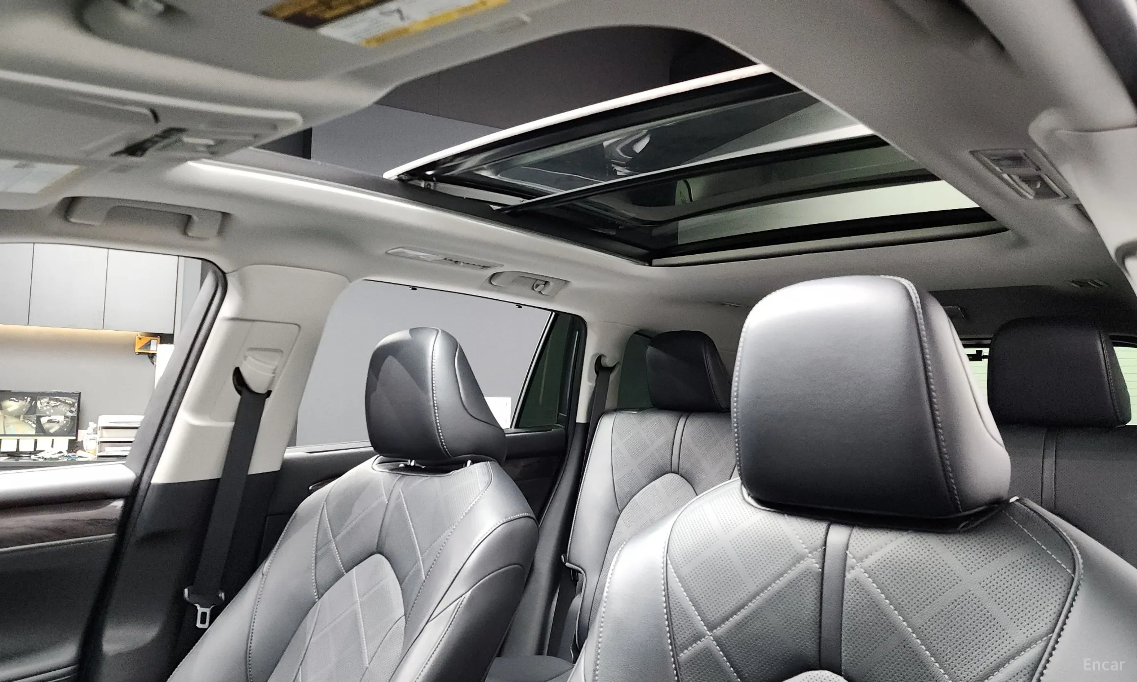 Toyota Highlander 4th generation превью 19