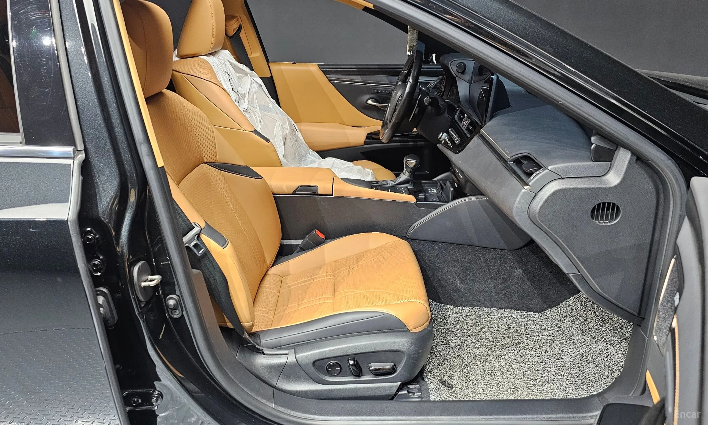 Lexus ES300h 7th Generation превью 10