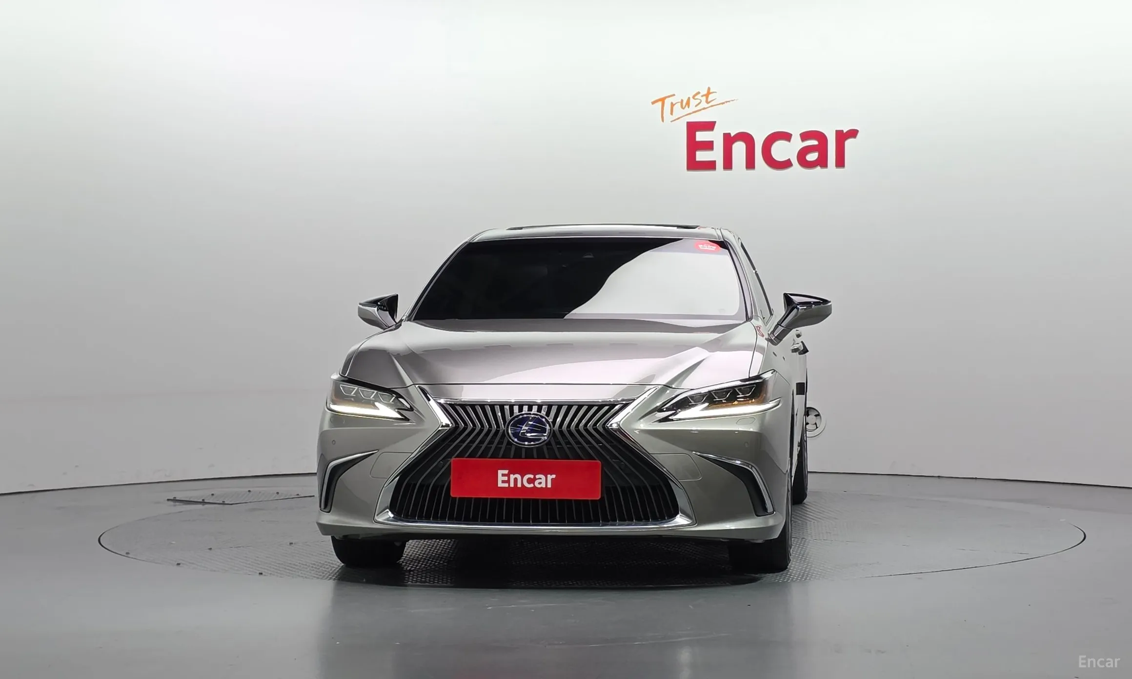 Lexus ES300h 7th Generation превью 3