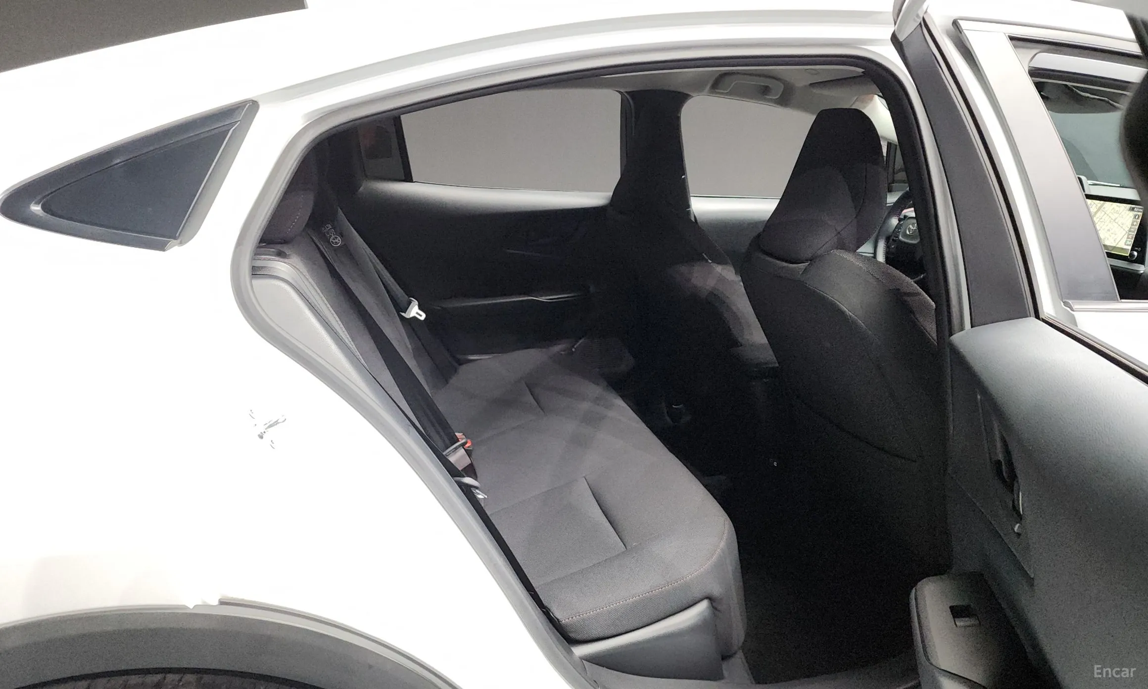 Toyota Prius 5th Generation превью 12