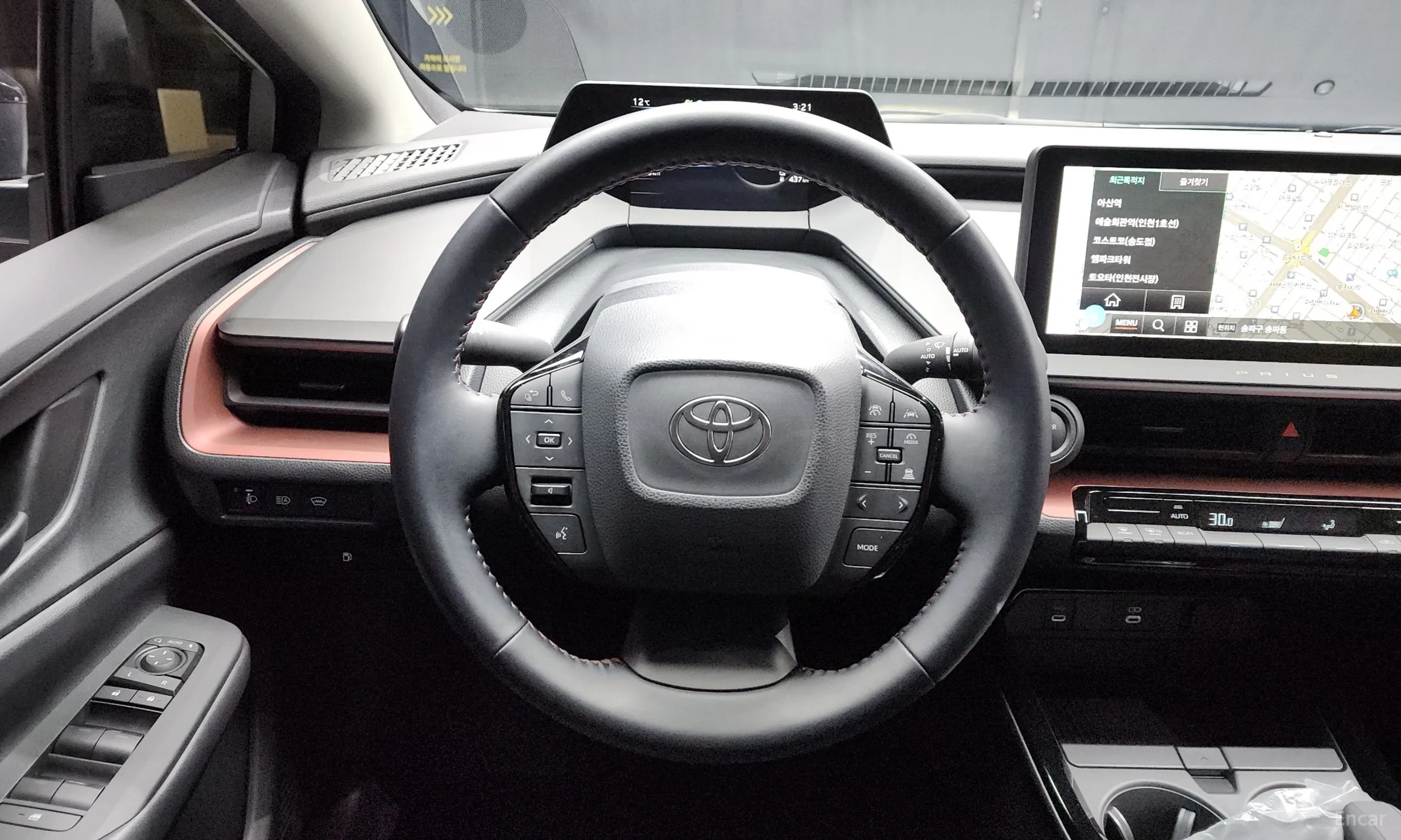 Toyota Prius 5th Generation превью 13