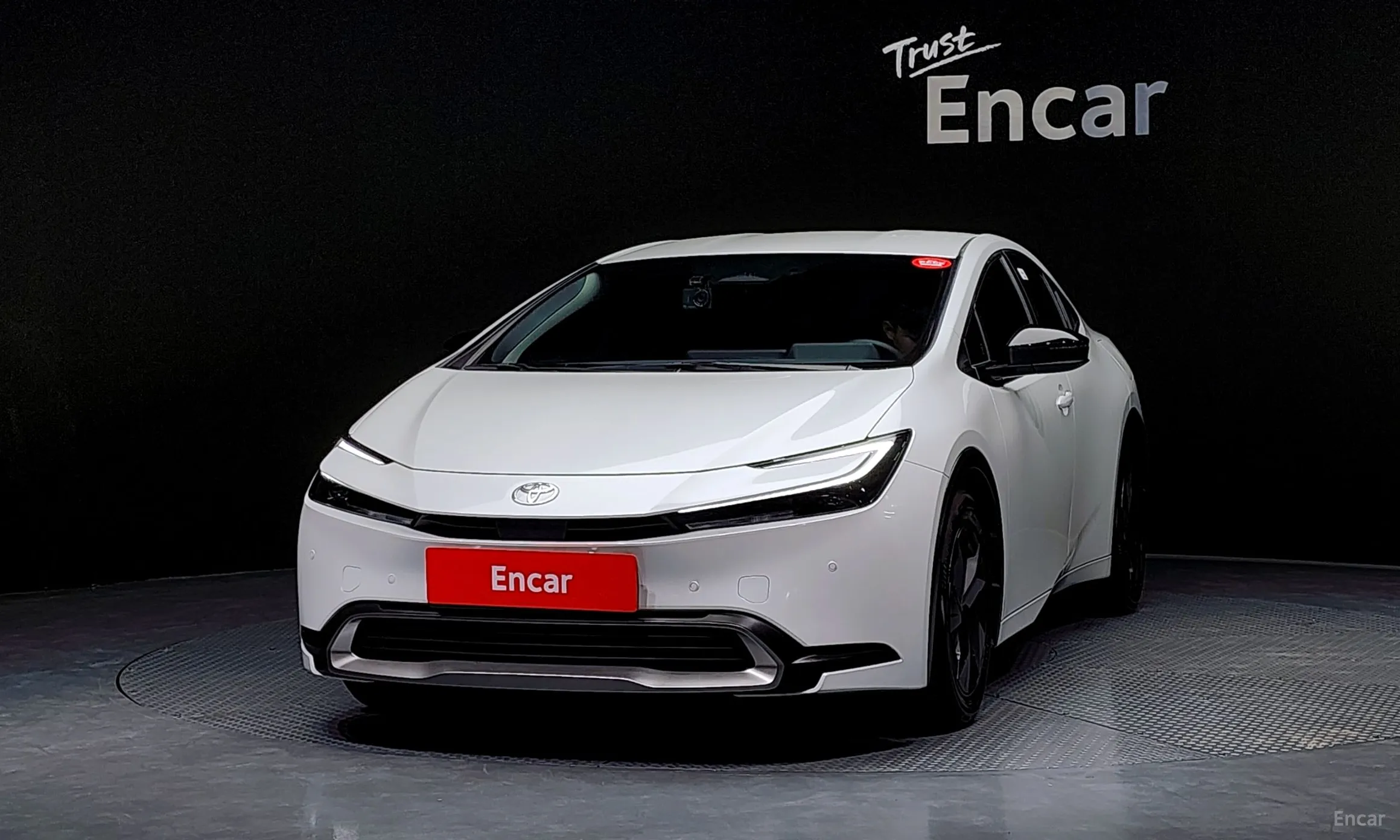 Toyota Prius 5th Generation превью 3