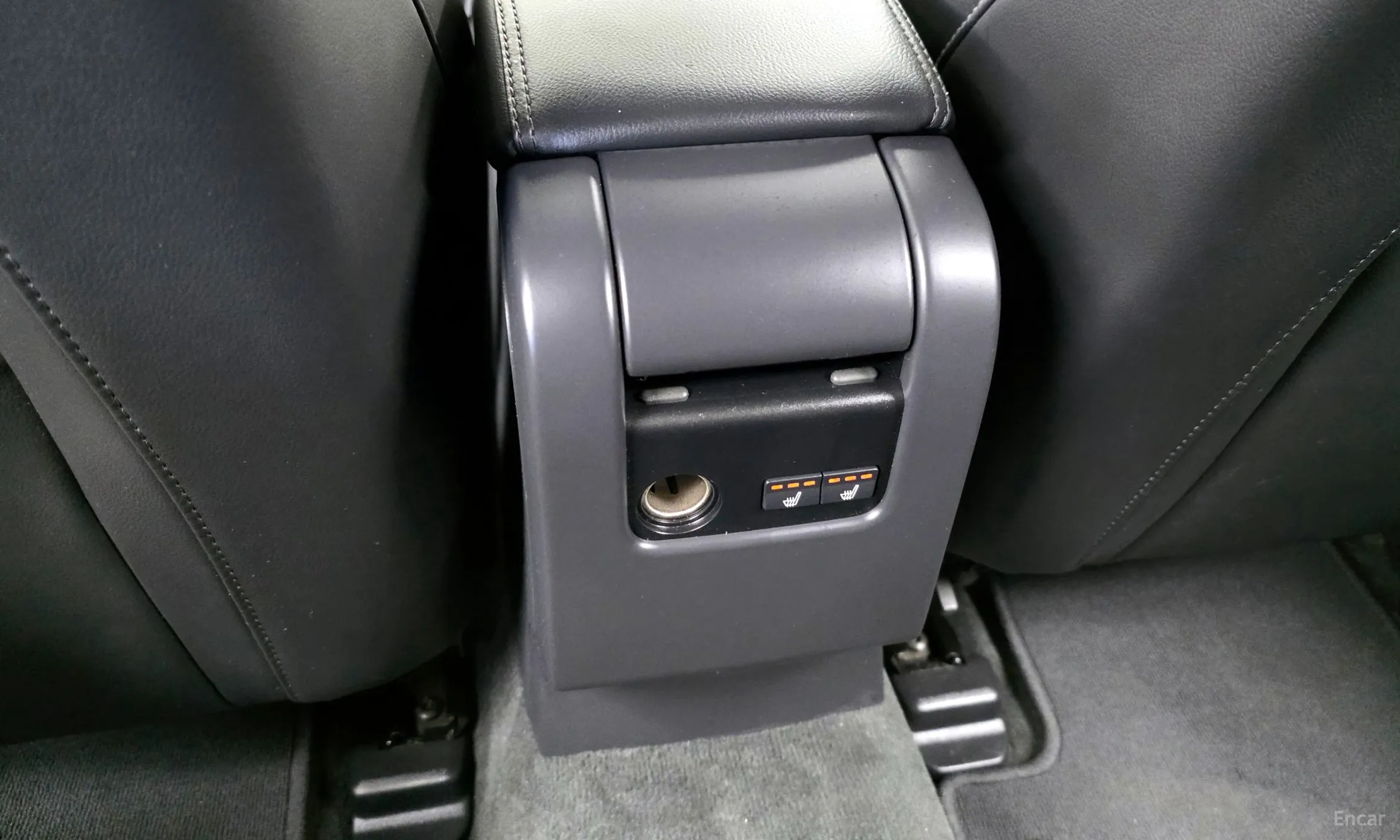 Volvo S60 превью 19