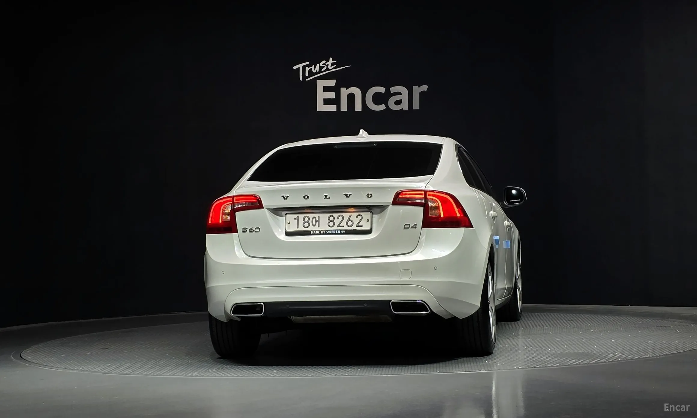 Volvo S60 превью 4