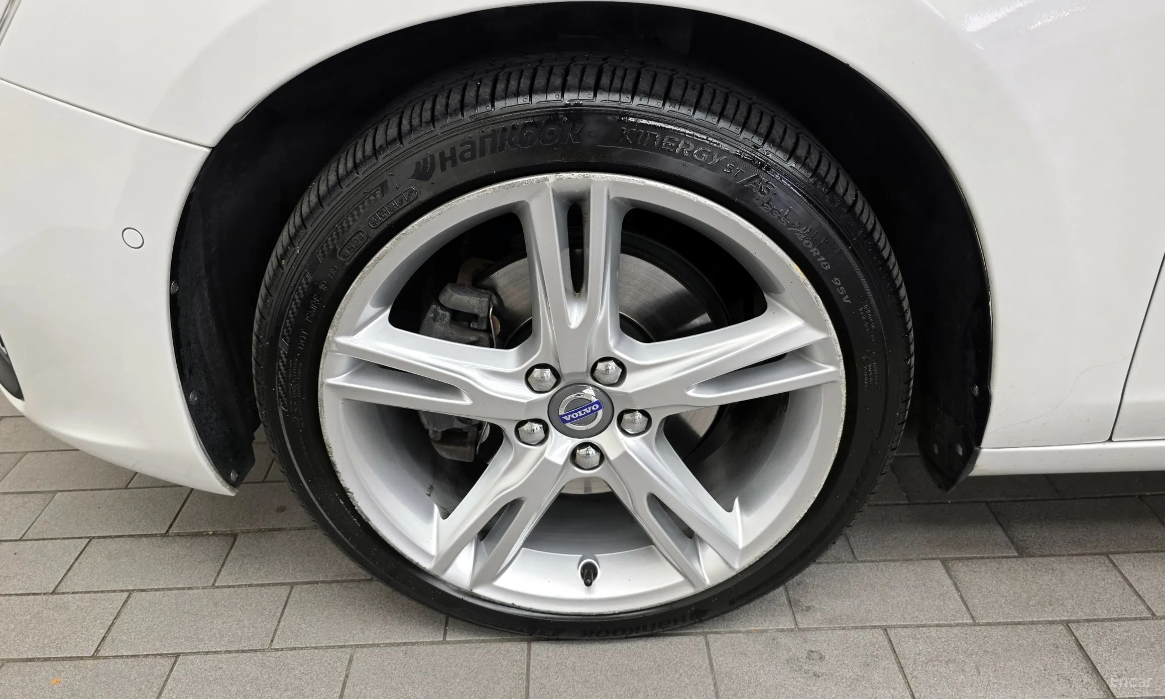 Volvo S60 превью 5
