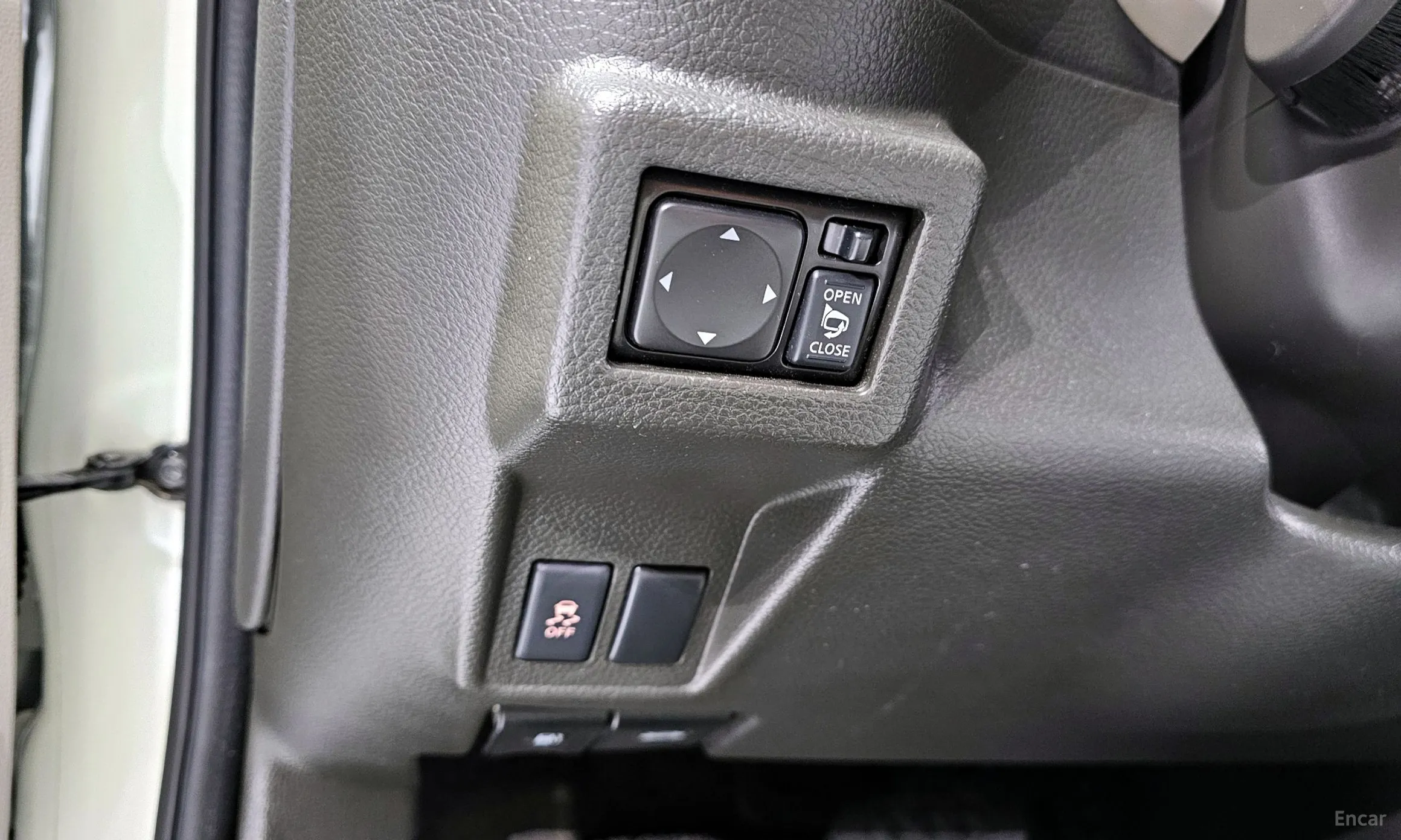 Nissan Cube превью 18