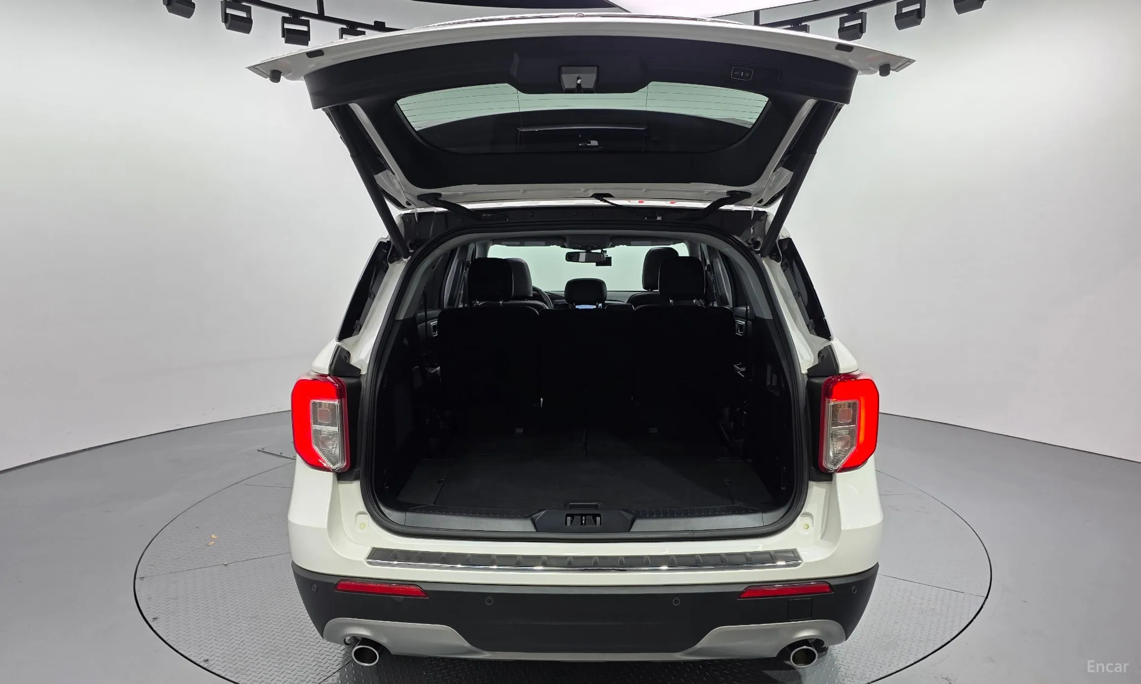 Ford Explorer 6th Generation превью 20