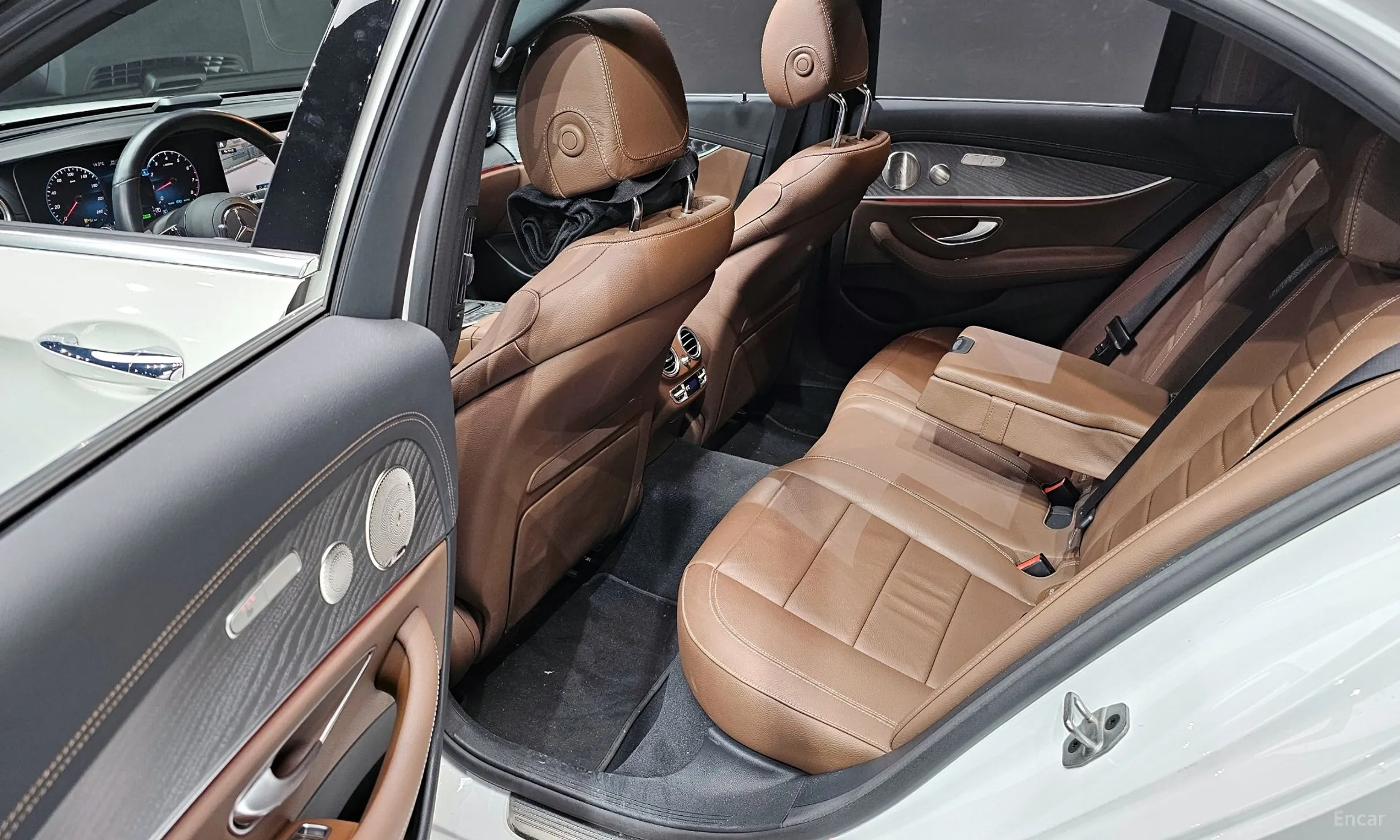 Mercedes Benz E-Class W213 превью 12