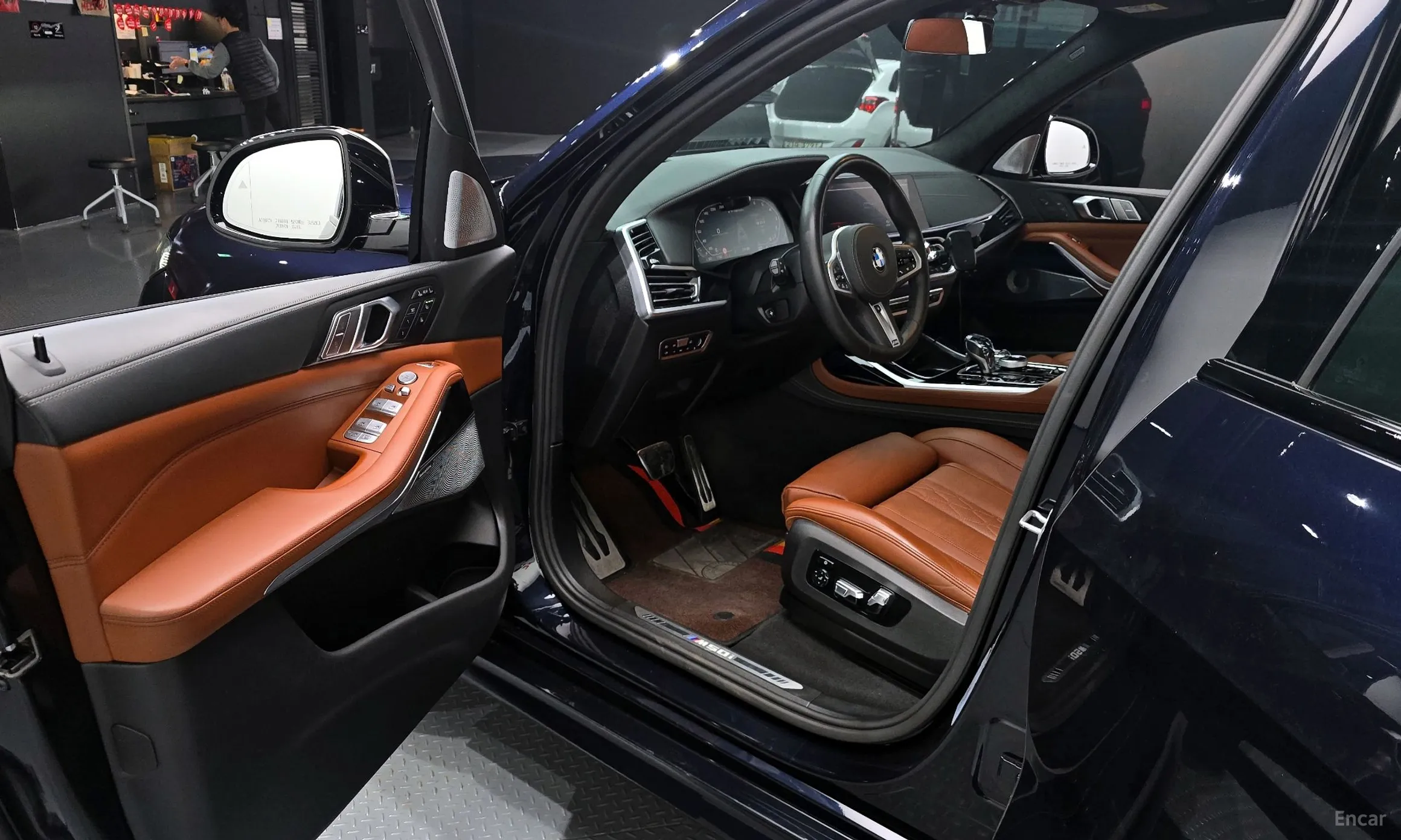 BMW X7 (G07) превью 11