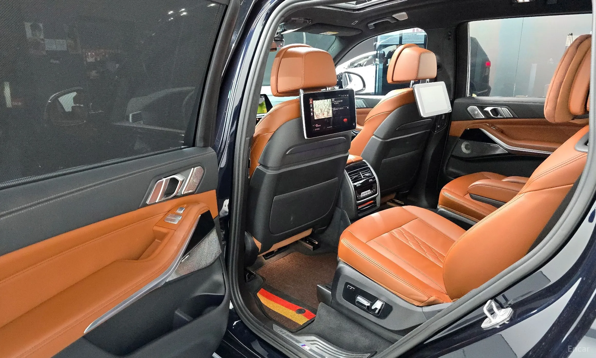 BMW X7 (G07) превью 12