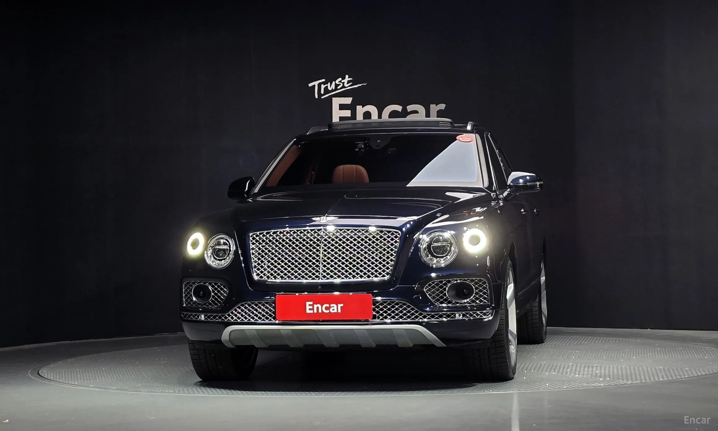 Bentley Bentayga превью 3