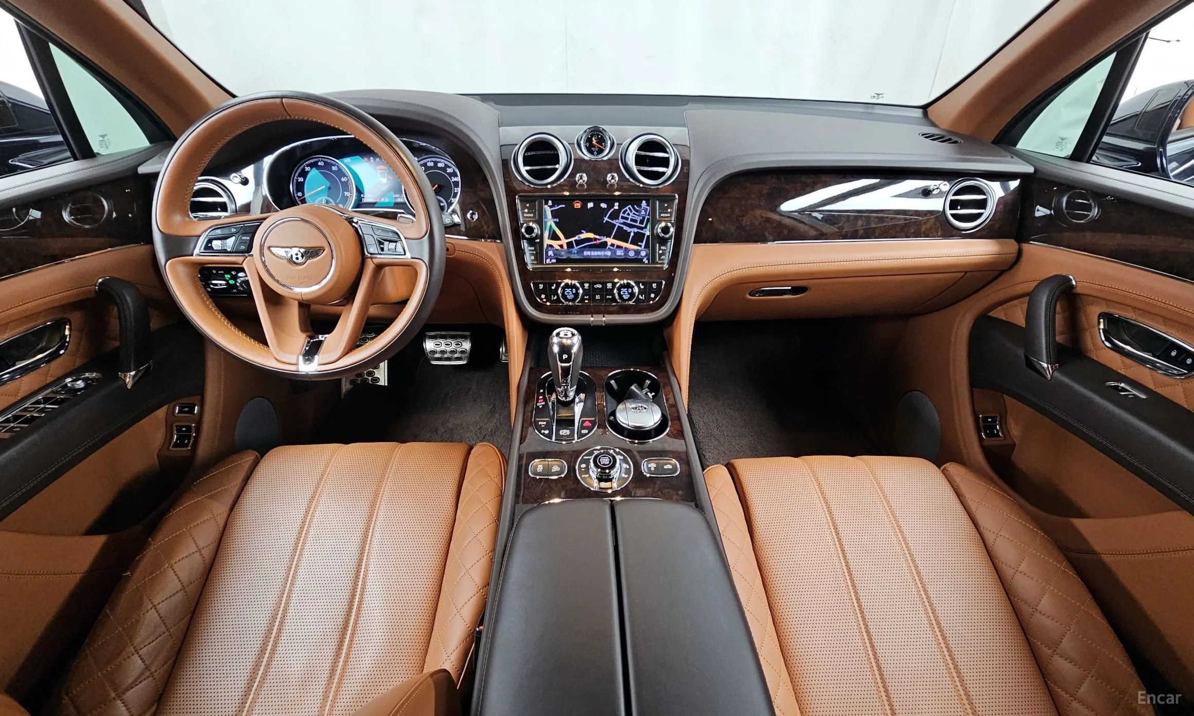 Bentley Bentayga превью 7