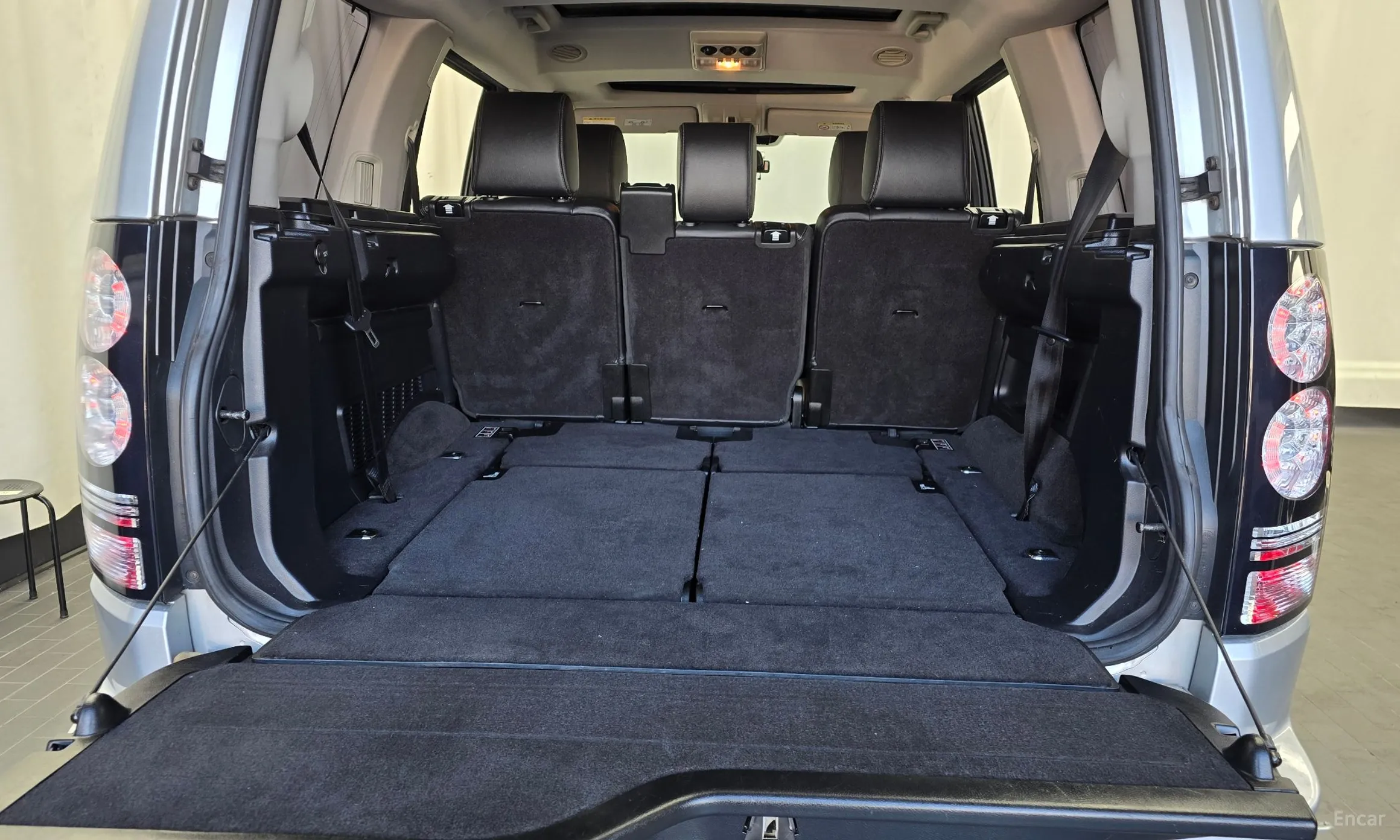 Land Rover Discovery 4 превью 20