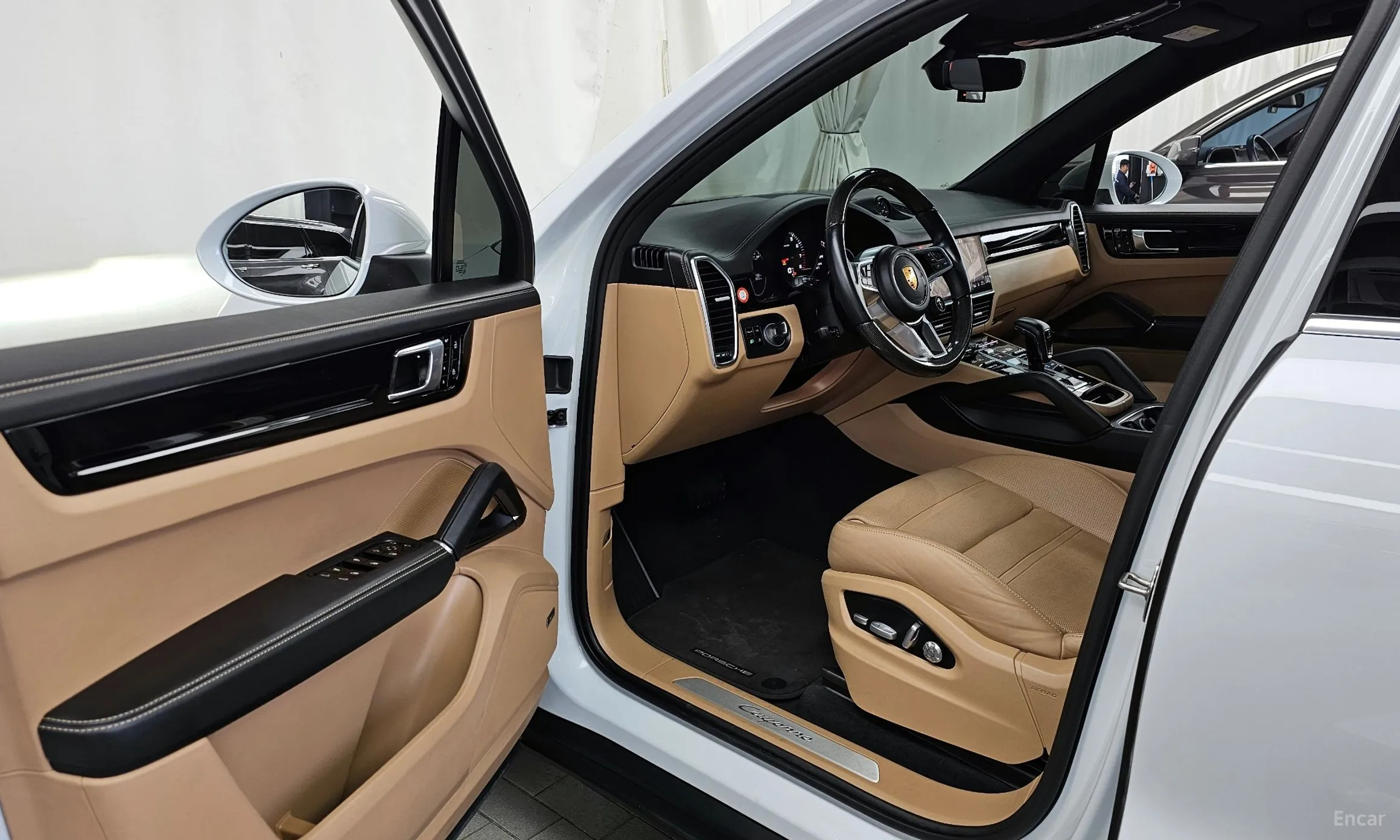 Porsche Cayenne (PO536) превью 10