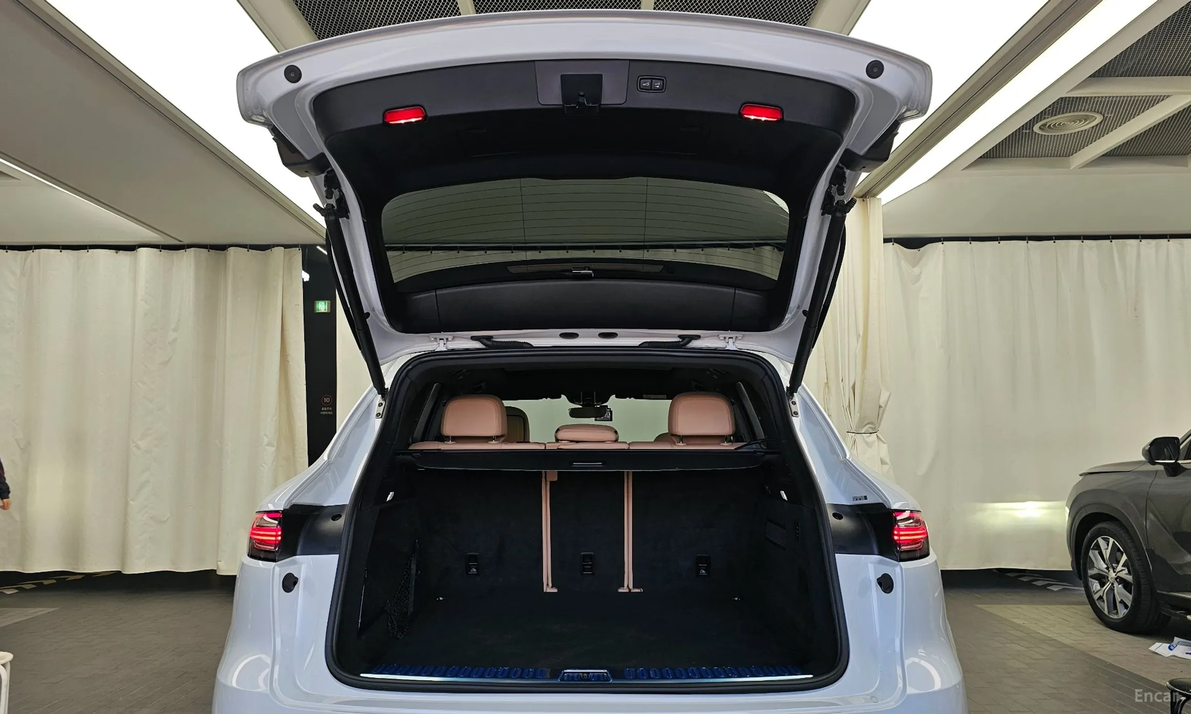 Porsche Cayenne (PO536) превью 20