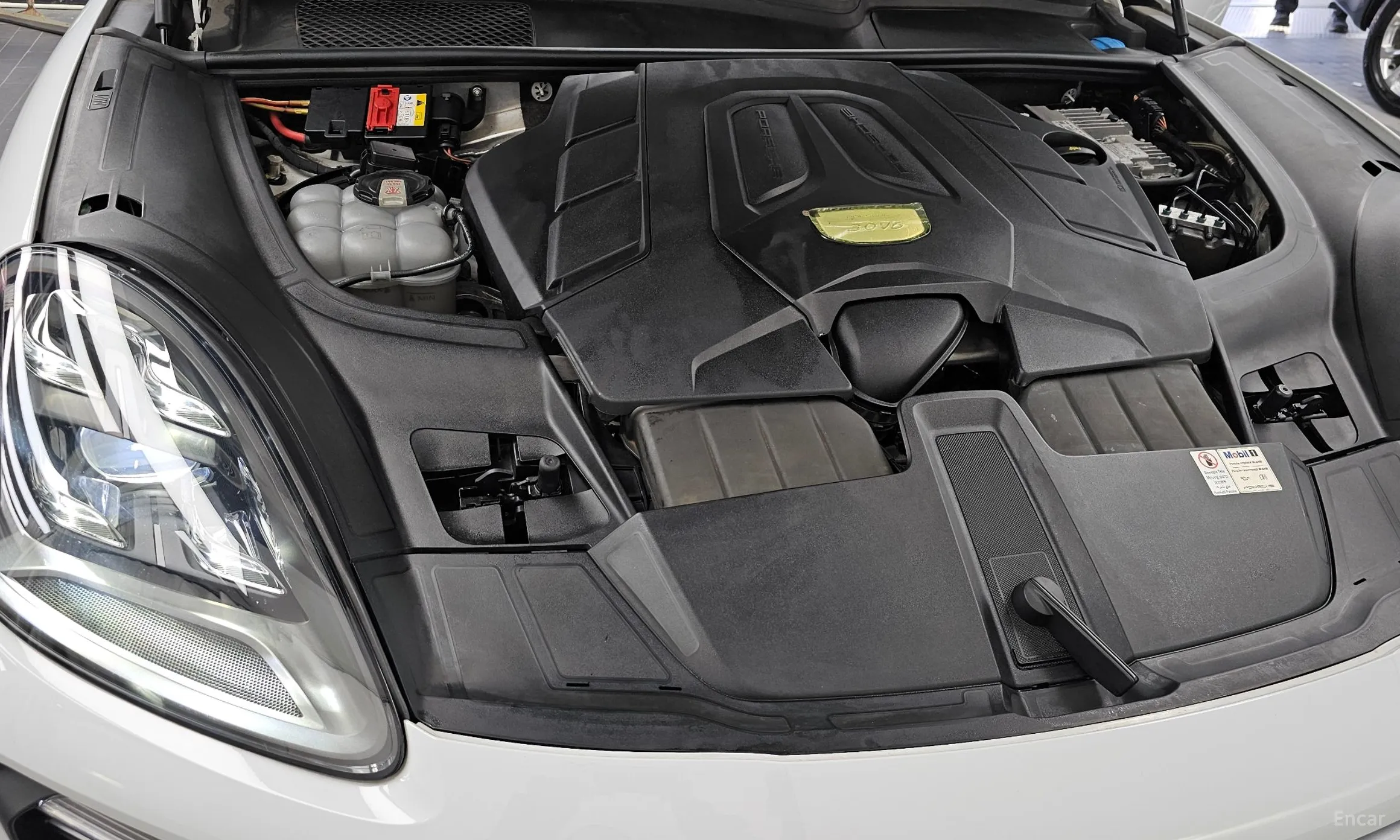 Porsche Cayenne (PO536) превью 6